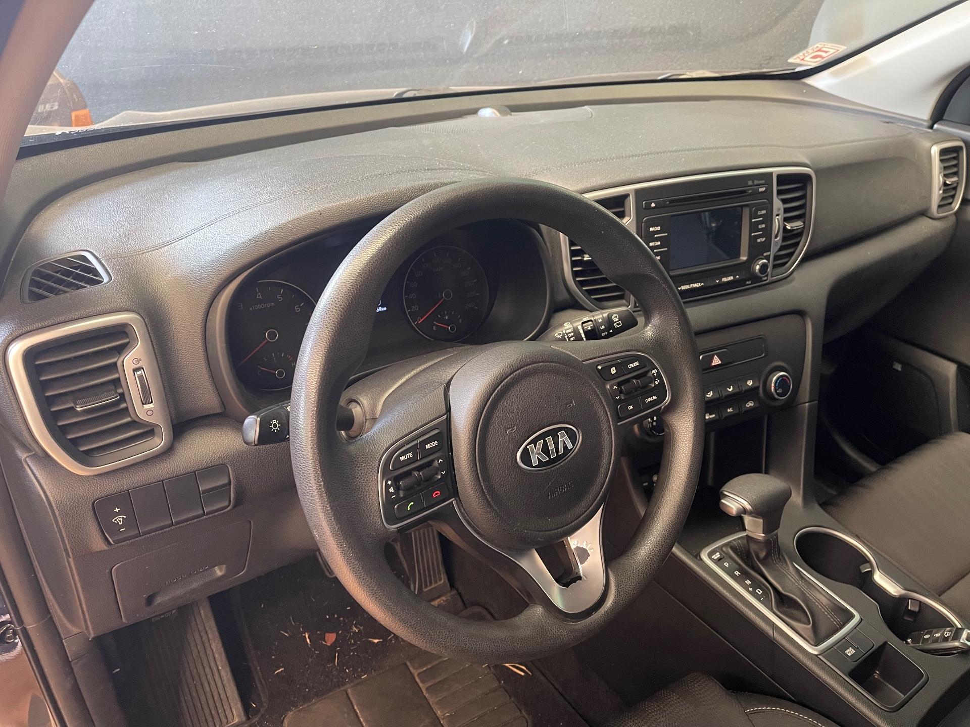 Foto numero 7 do veiculo Kia Sportage /  LX2 FFG3 - Preta - 2018/2019