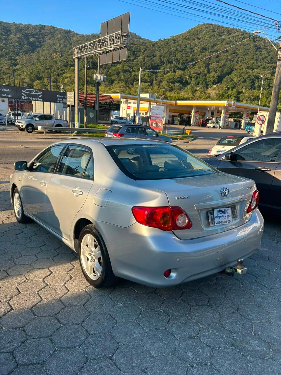 Toyota Corolla GLi 1.8 Flex 16V Aut. 2010