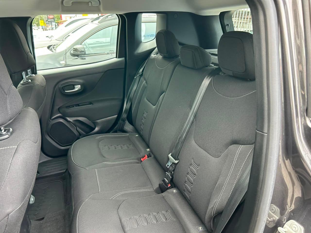 Jeep Renegade Sport T270 1.3 TB 4x2 Flex Aut. 2023