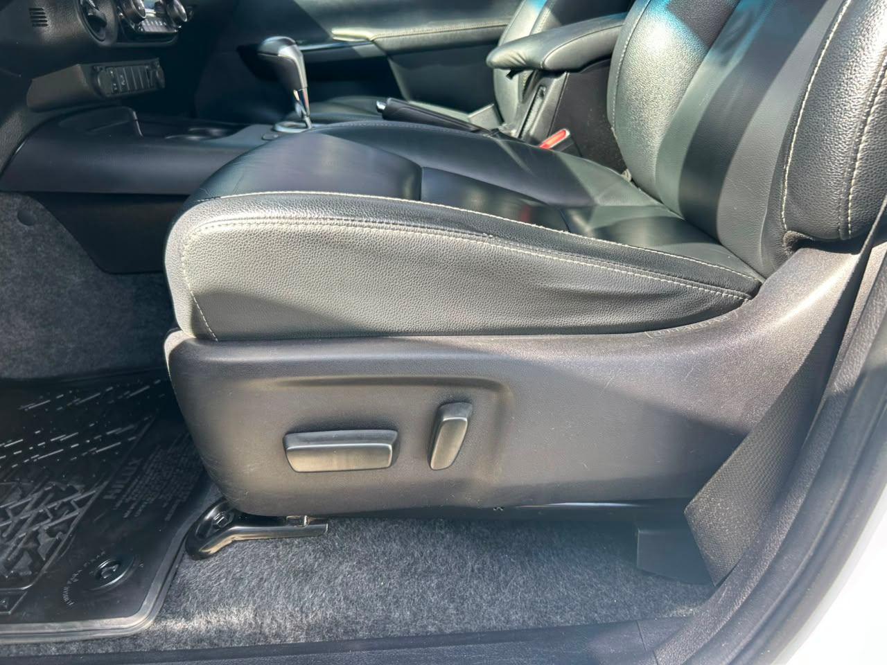 Toyota Hilux CD SRV 4x4 2.8 TDI Diesel Aut. 2022