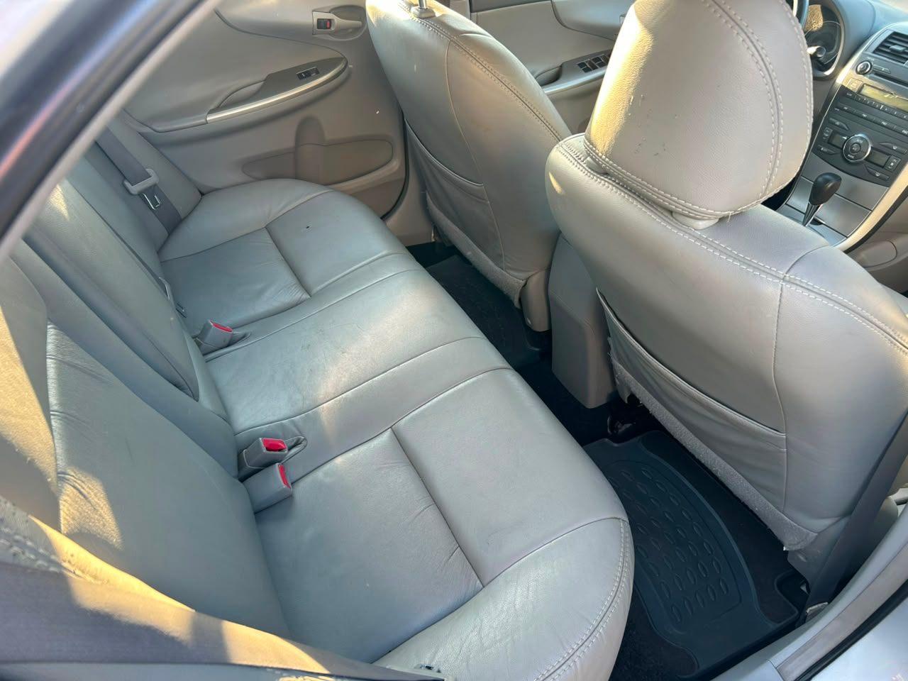Toyota Corolla GLi 1.8 Flex 16V Aut. 2010