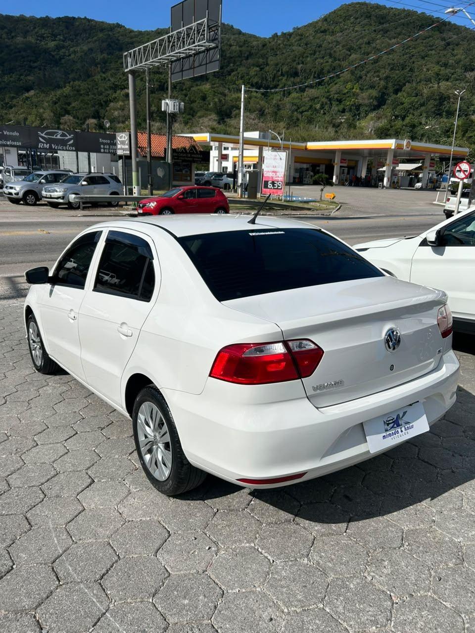 Volkswagen Voyage 1.0 Flex 12V 4p 2023