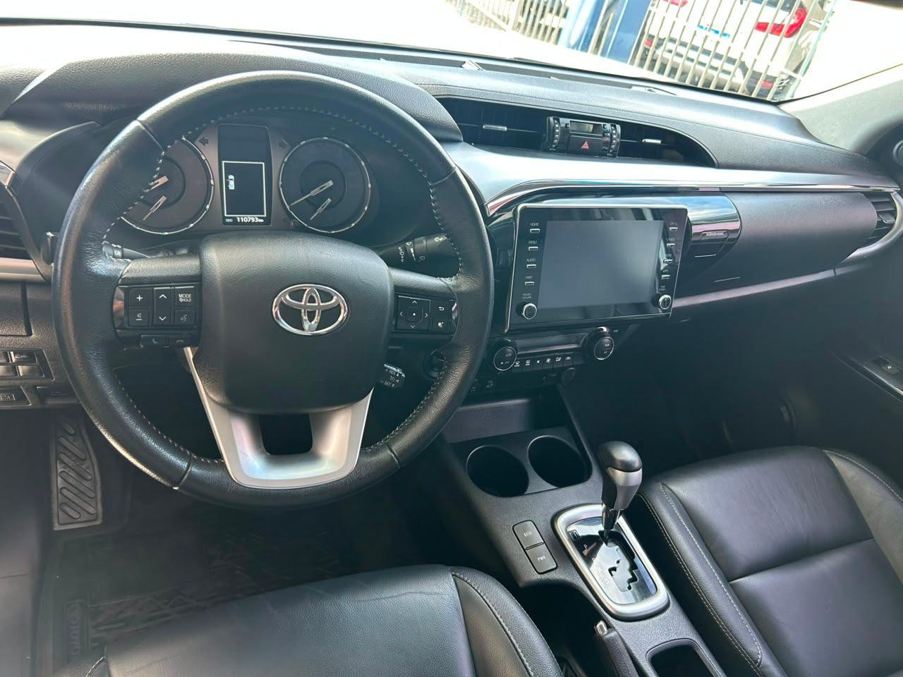 Toyota Hilux CD SRV 4x4 2.8 TDI Diesel Aut. 2022