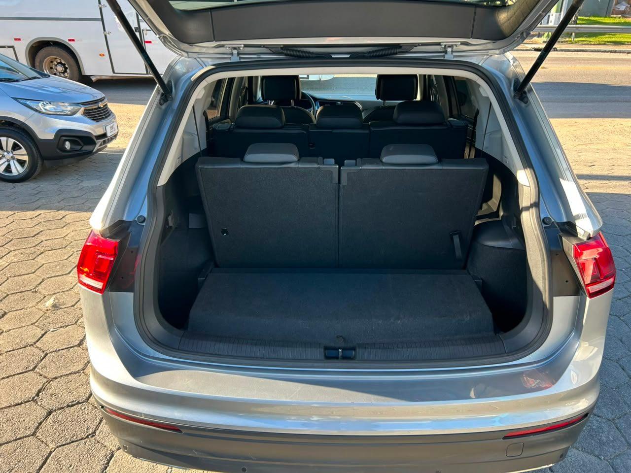 Volkswagen Tiguan Allspac Comf 250 TSI 1.4 Flex 2020
