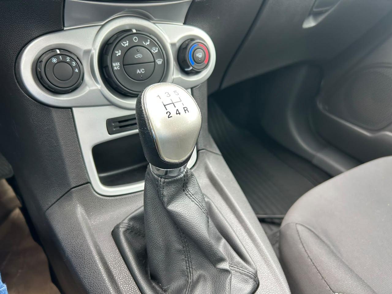 Ford Fiesta SE 1.6 16V Flex 5p 2017