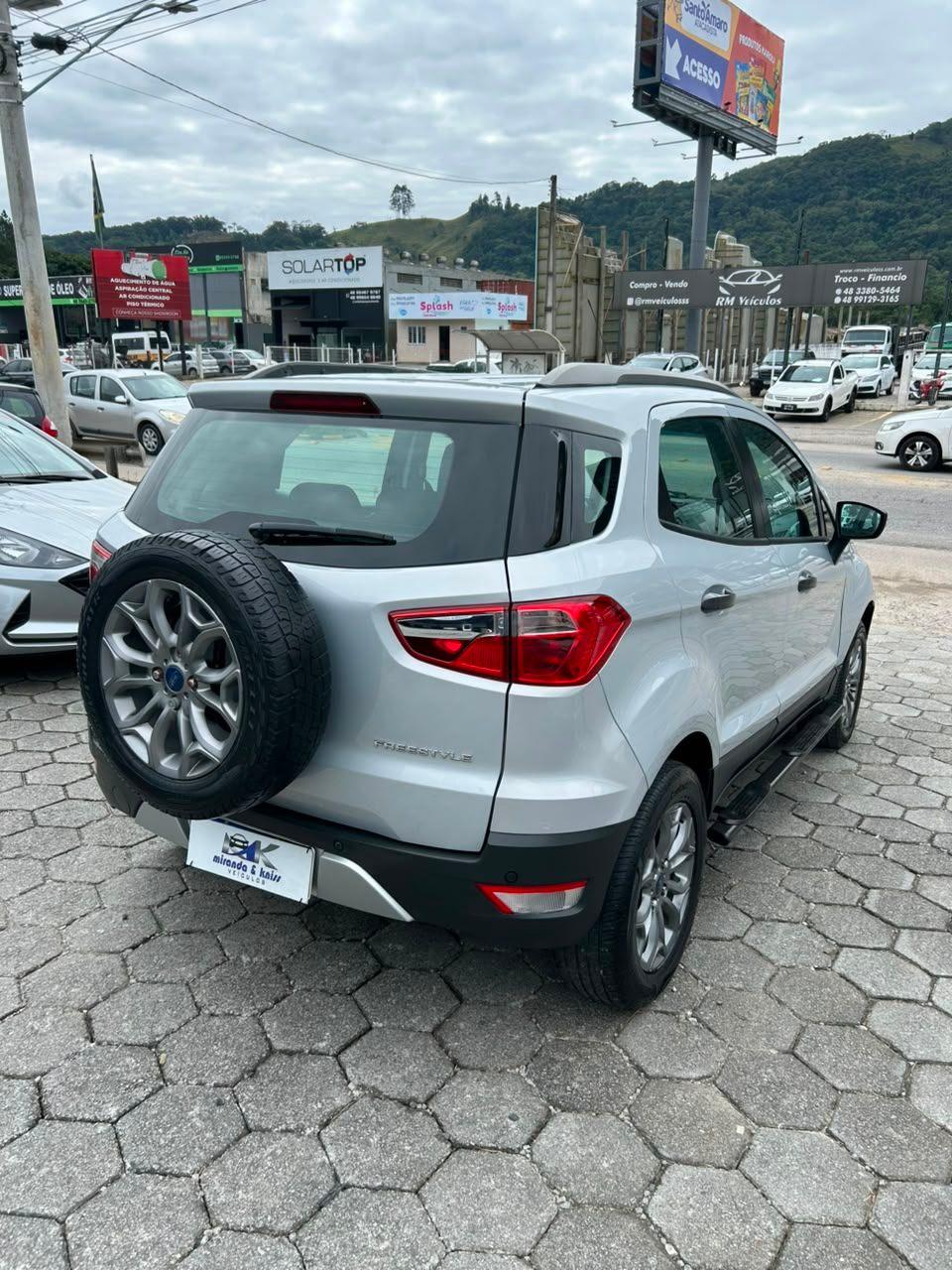 Ford EcoSport FREESTYLE 1.6 16V Flex 5p 2014