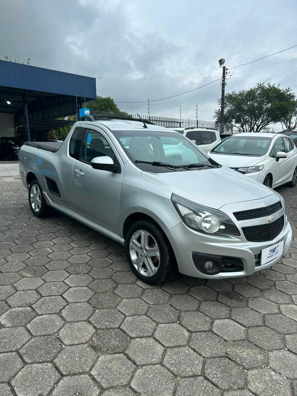 Chevrolet Montana Sport 1.4 ECONOFLEX 8V 2p 2015