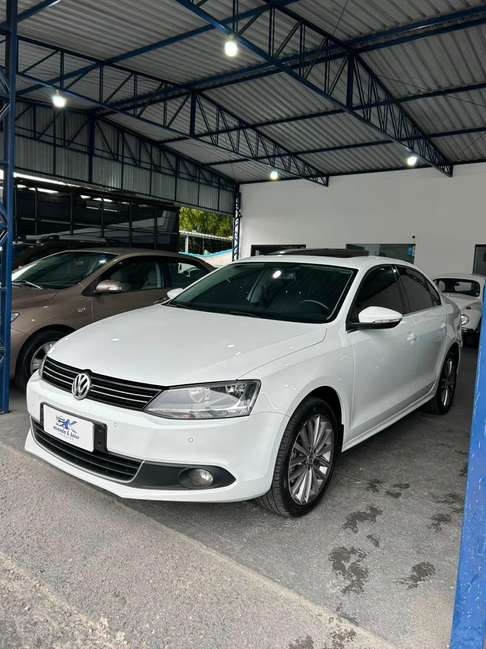 Volkswagen Jetta Highline 2.0 TSI 16V 4p Tiptronic 2014