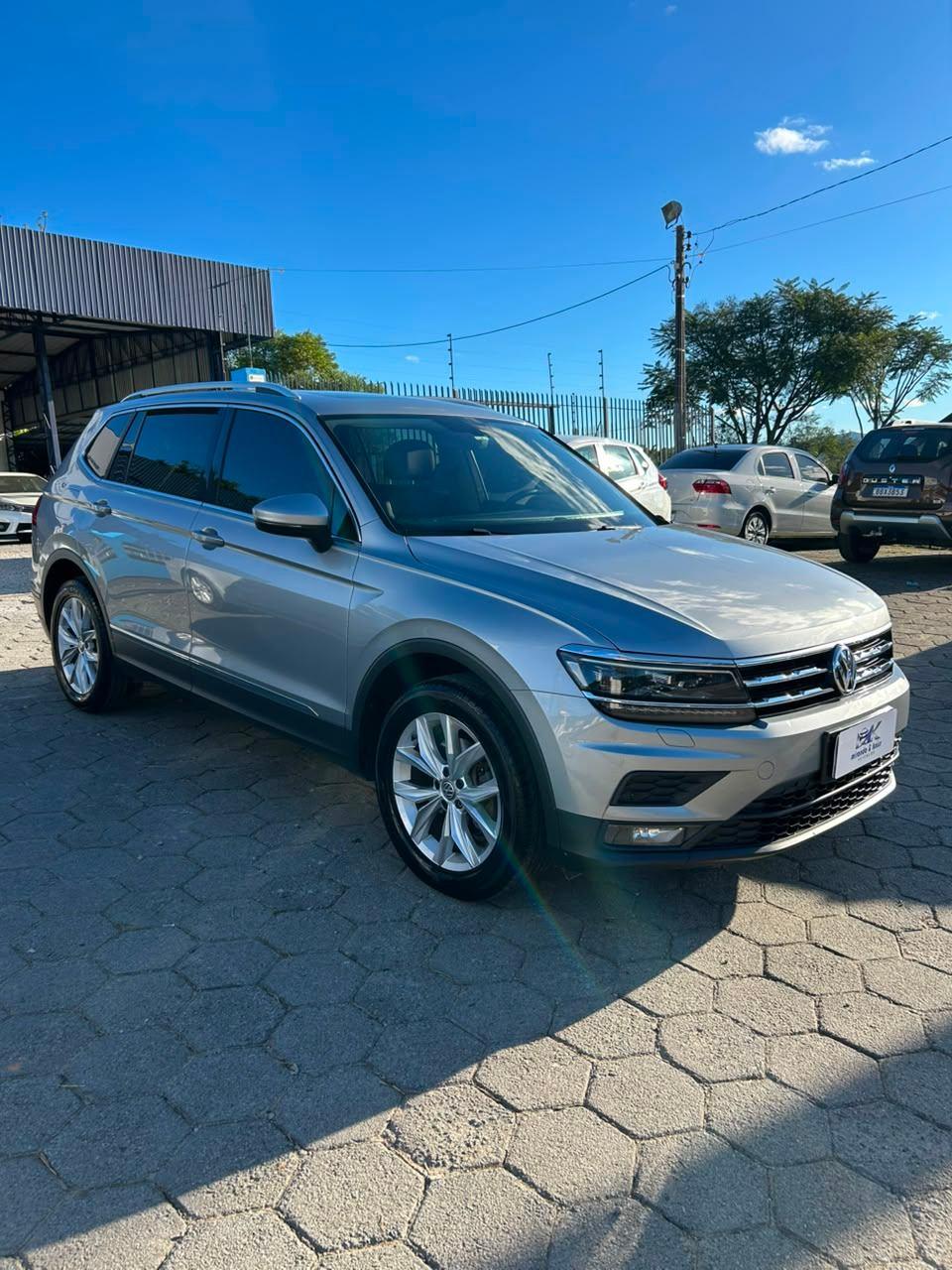 Volkswagen Tiguan Allspac Comf 250 TSI 1.4 Flex 2020