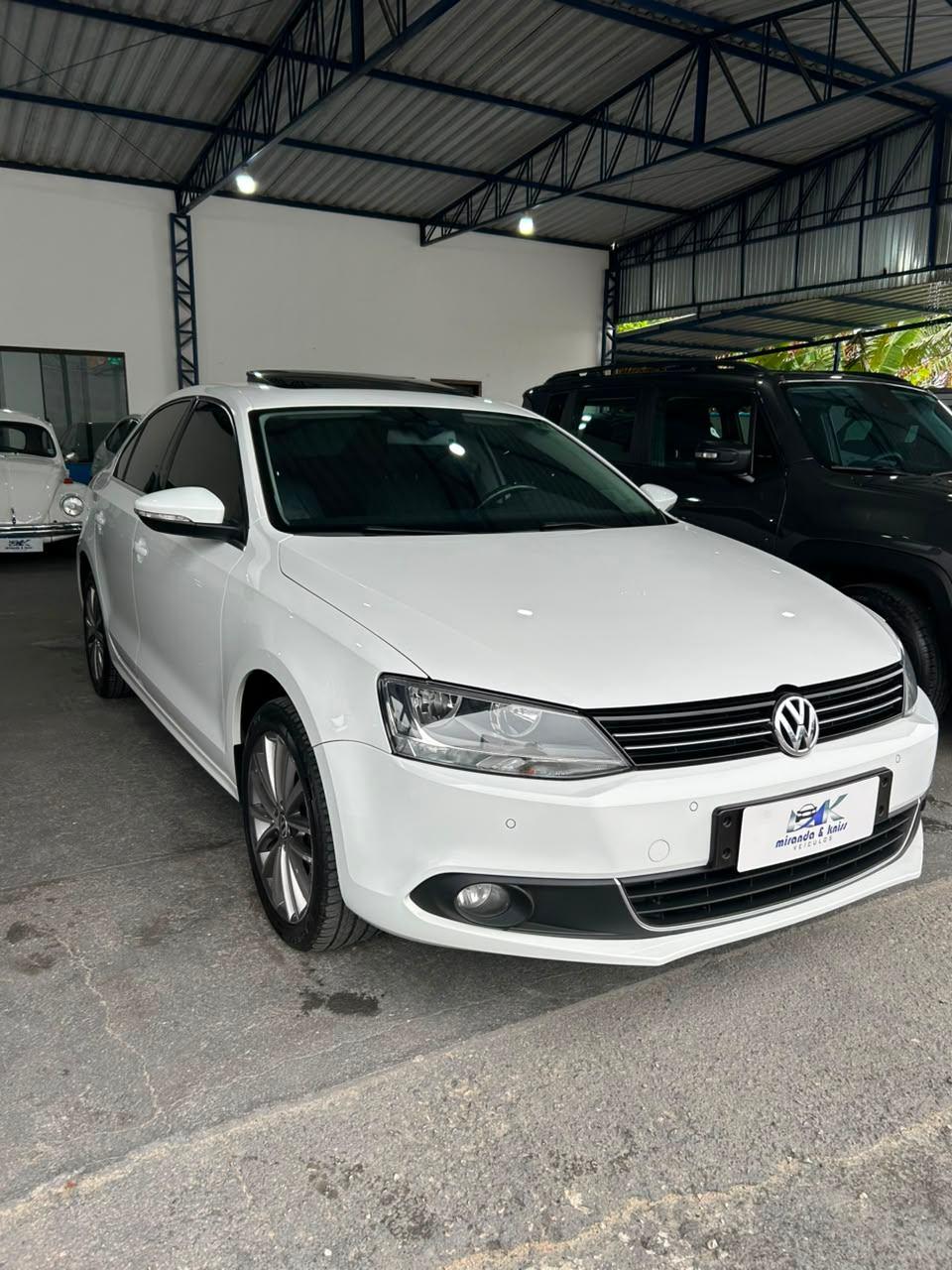 Volkswagen Jetta Highline 2.0 TSI 16V 4p Tiptronic 2014