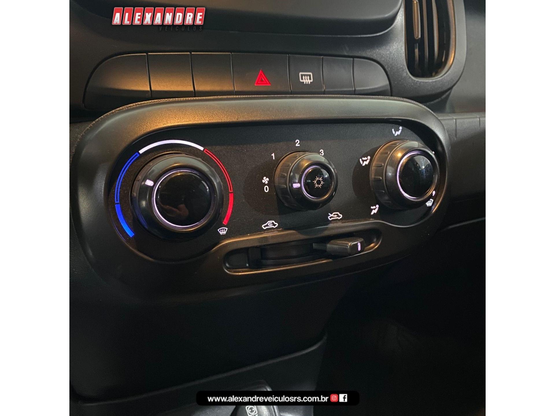 Foto numero 16 do veiculo Fiat Mobi 1.0 MEC. FLEX  - Preta - 2021/2022