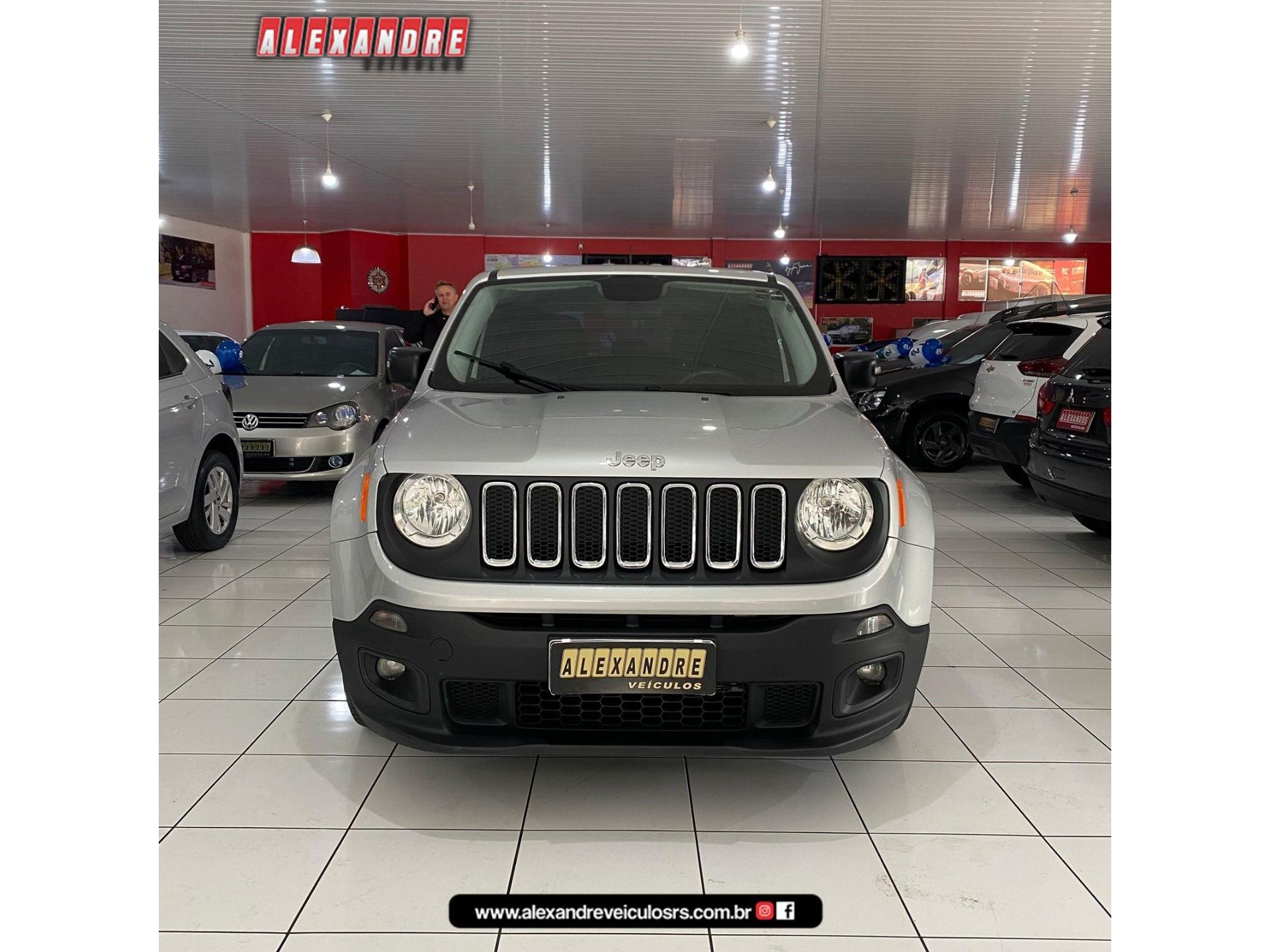 Foto numero 5 do veiculo Jeep Renegade Sport 1.8 4x2 Flex 16V Aut. - Prata - 2015/2016