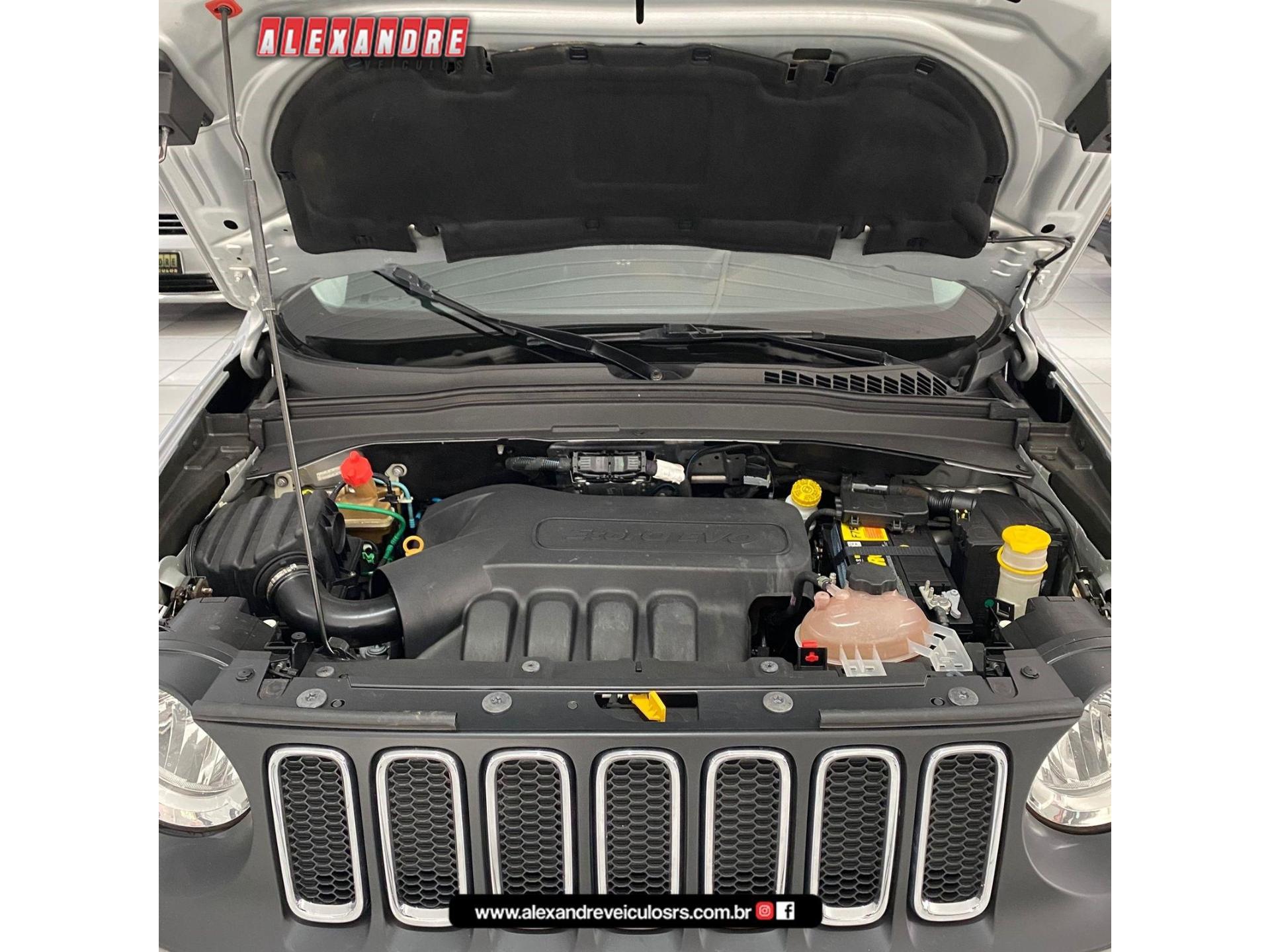 Foto numero 23 do veiculo Jeep Renegade Sport 1.8 4x2 Flex 16V Aut. - Prata - 2015/2016