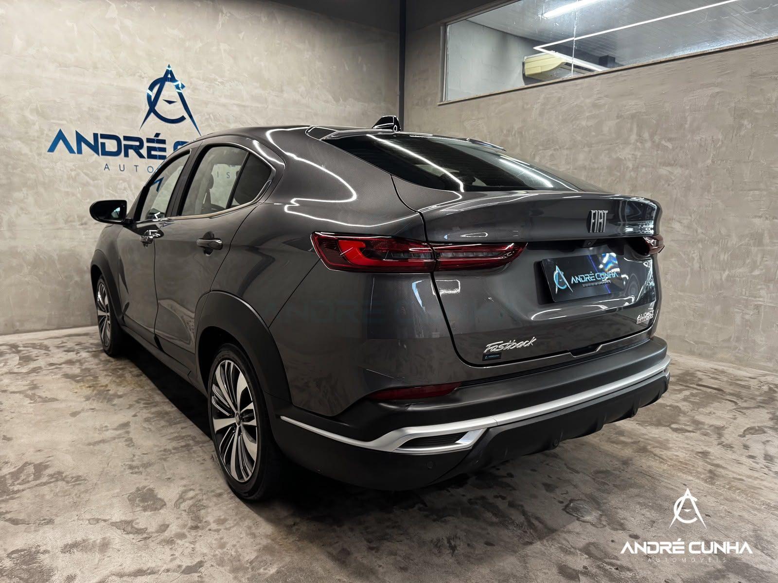 Foto numero 4 do veiculo Fiat Fastback Audace 1.0 200 T. Flex Aut  - Cinza - 2022/2023