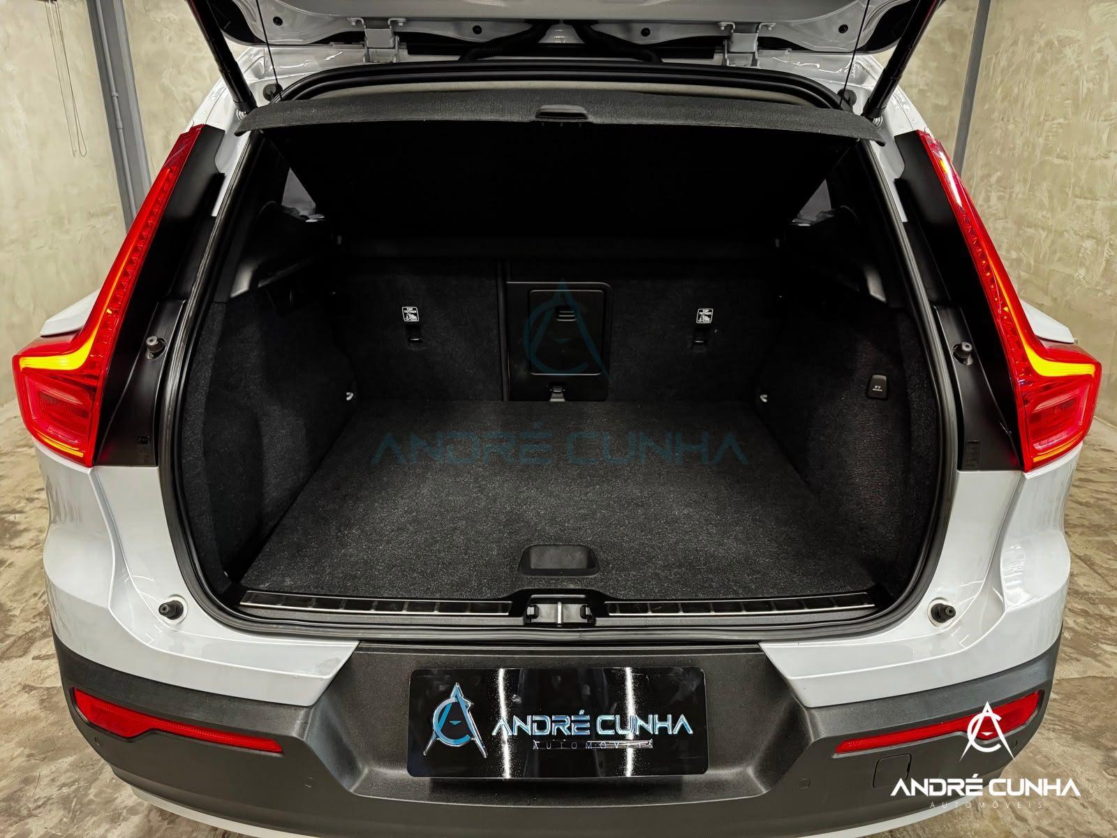 Foto numero 16 do veiculo Volvo XC40 T-5 INSCRIPTION 1.5 FWD (Híbrido)  - Prata - 2021/2022