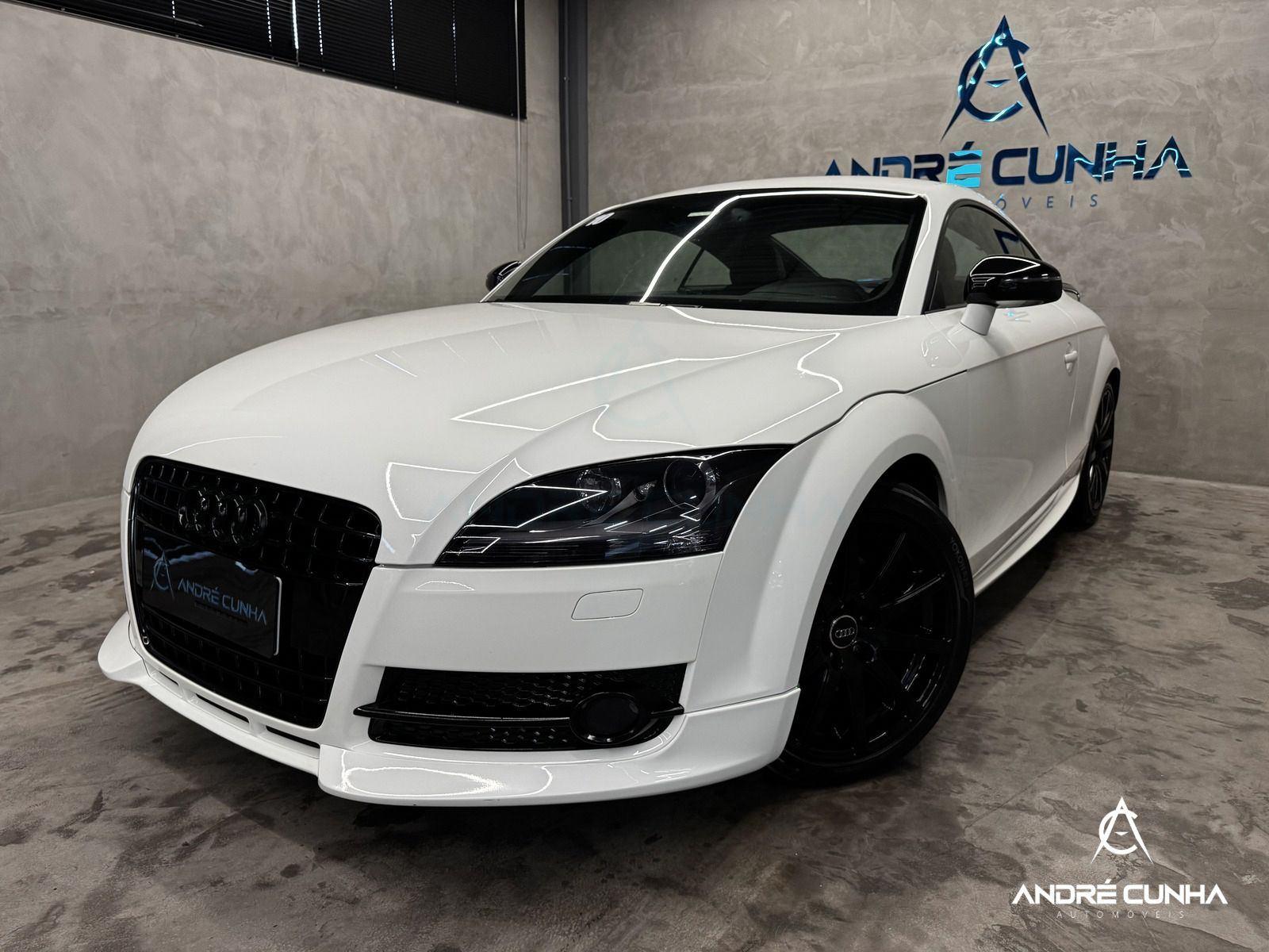 Foto numero 2 do veiculo Audi TT 2.0 16v TFSI S-Tronic - Branca - 2010/2010