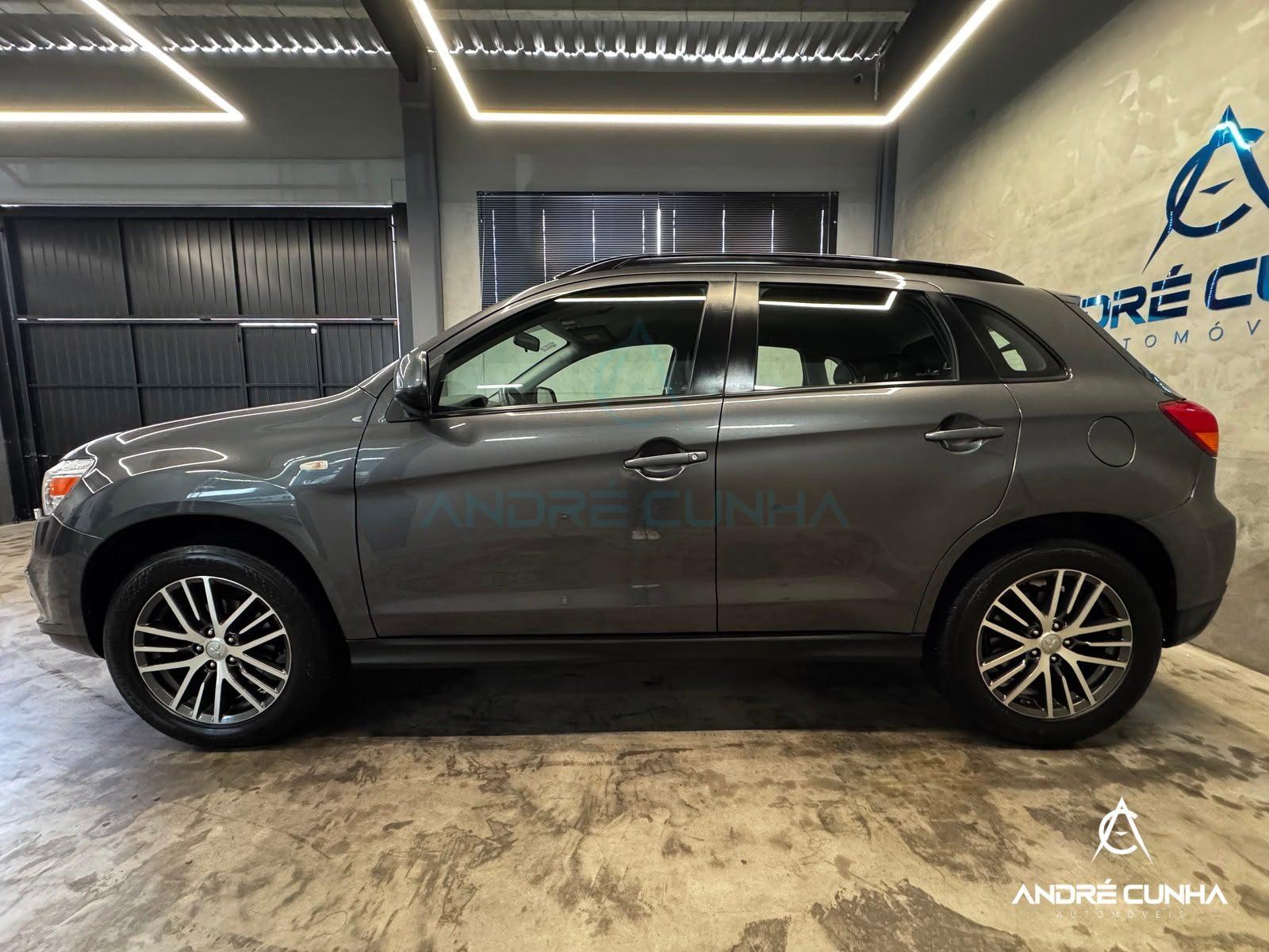 Foto numero 3 do veiculo Mitsubishi ASX 2.0 16V 4x2 Flex Aut.  - Cinza - 2018/2019