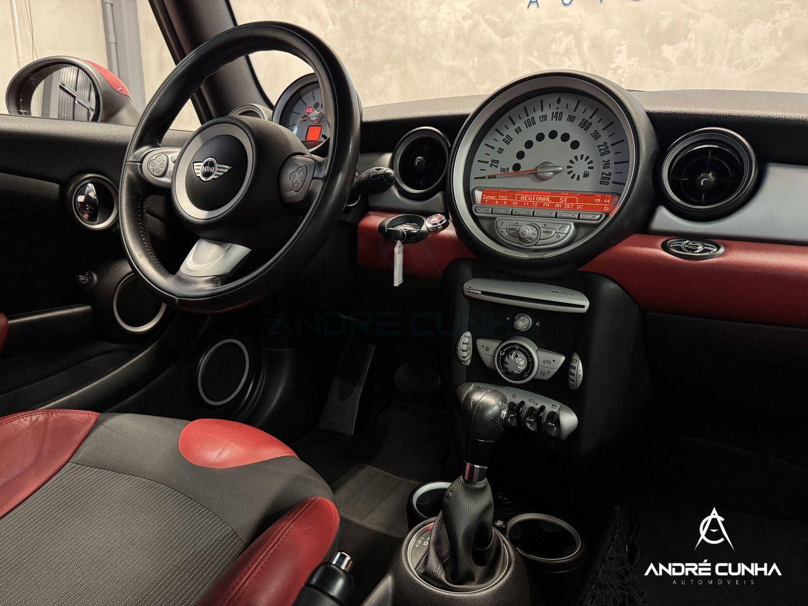 Foto numero 10 do veiculo Mini Cooper Cabrio 1.6 Aut.  - Vermelha - 2010/2011