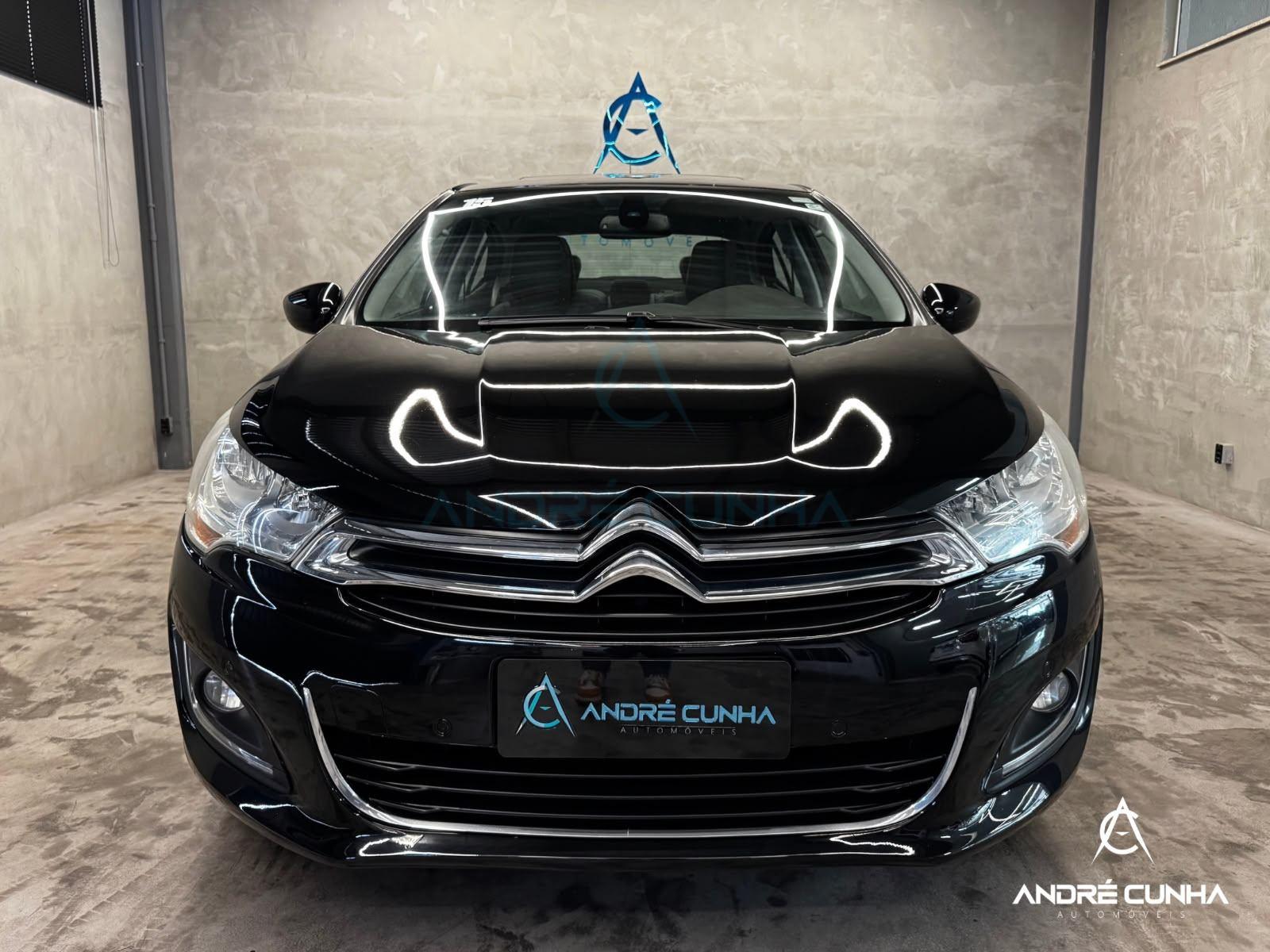 Foto numero 1 do veiculo Citroën C4 LOUNGE Exclusive 1.6 Turbo Flex Aut. - Preta - 2015/2015