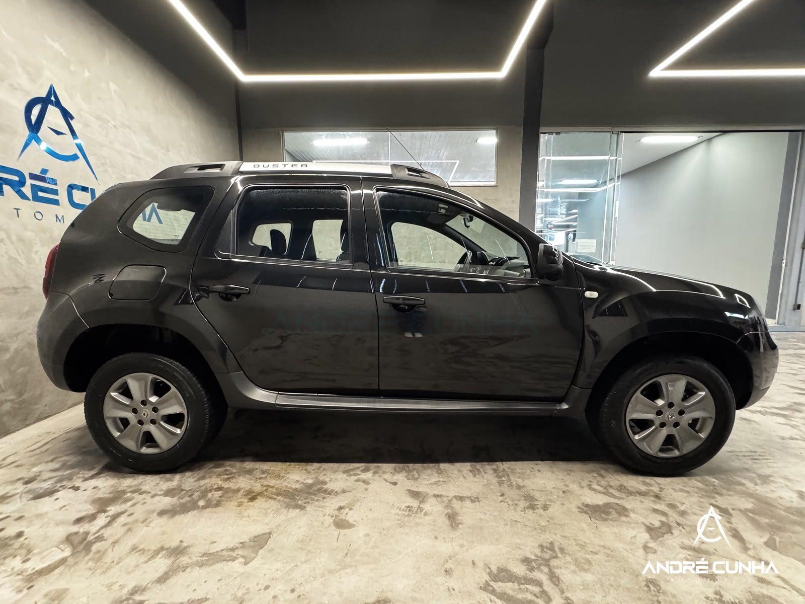 Foto numero 7 do veiculo Renault Duster Dynamique 2.0 Flex 16V Aut.  - Preta - 2018/2019