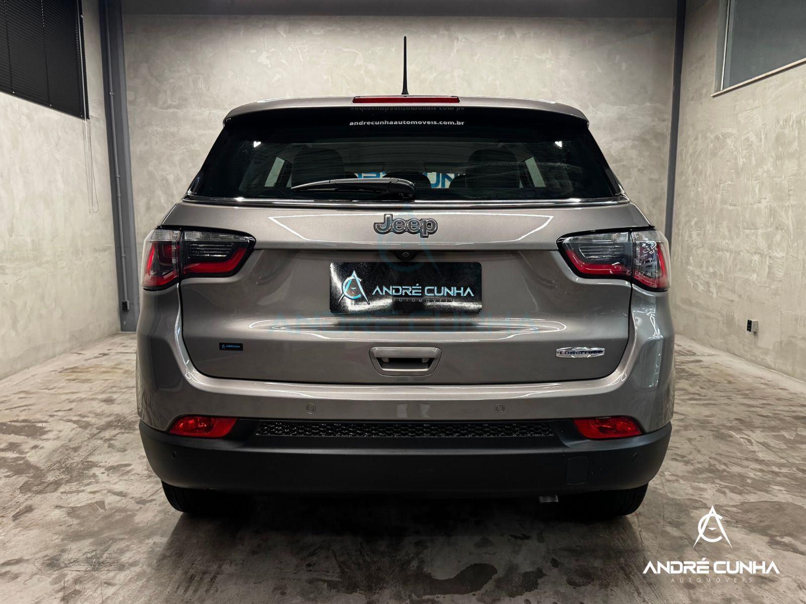 Foto numero 5 do veiculo Jeep Compass LONGITUDE 2.0 4x2 Flex 16V Aut. - Cinza - 2018/2018