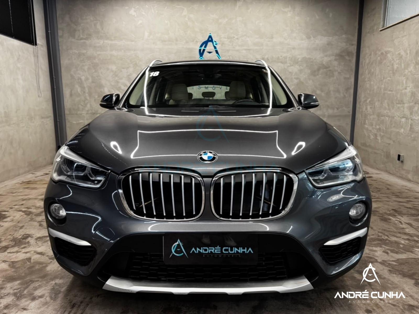 Foto numero 1 do veiculo BMW X1 SDRIVE 20i 2.0/2.0 TB Acti.Flex Aut.  - Cinza - 2017/2018