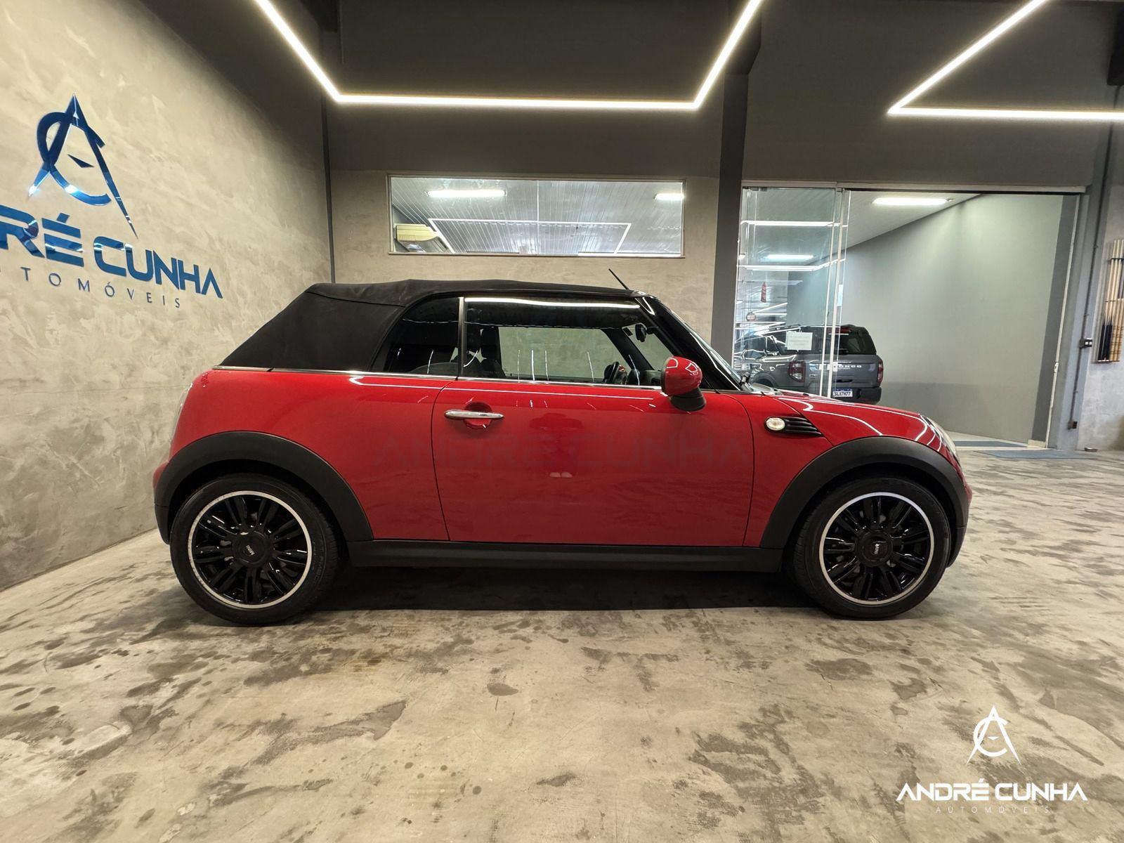 Foto numero 7 do veiculo Mini Cooper Cabrio 1.6 Aut.  - Vermelha - 2010/2011