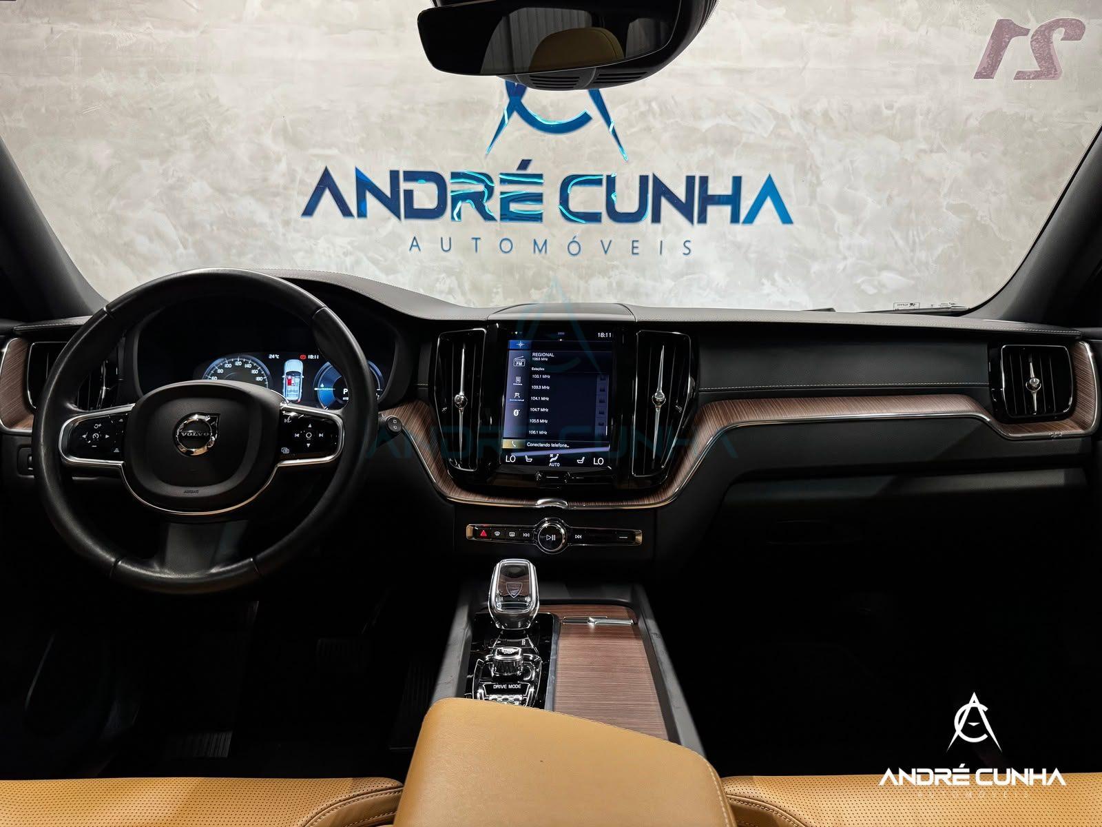Foto numero 9 do veiculo Volvo XC60 60 T-8 INSCRIPTION 2.0 (Híbrido)  - Cinza - 2021/2021