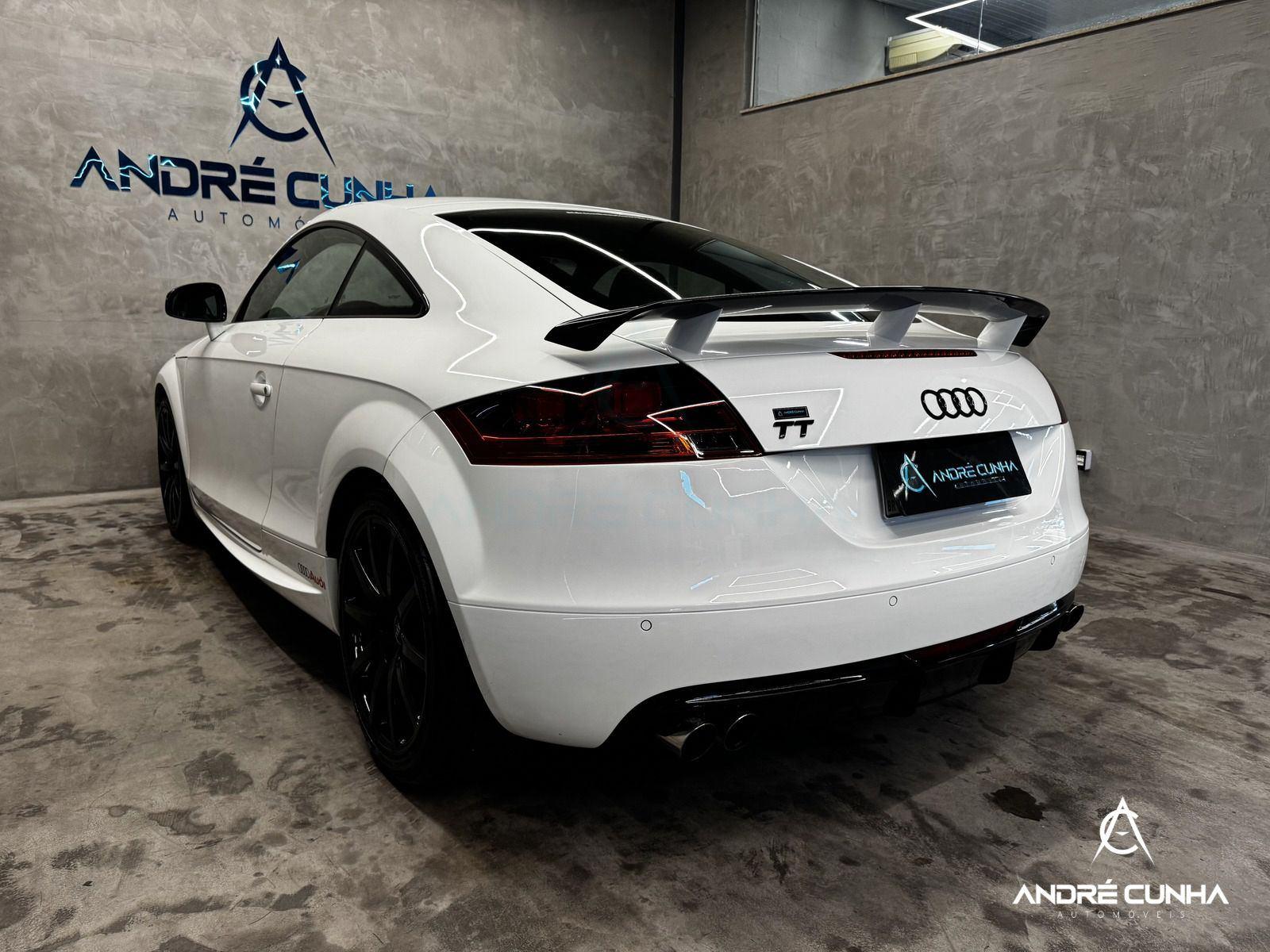 Foto numero 4 do veiculo Audi TT 2.0 16v TFSI S-Tronic - Branca - 2010/2010
