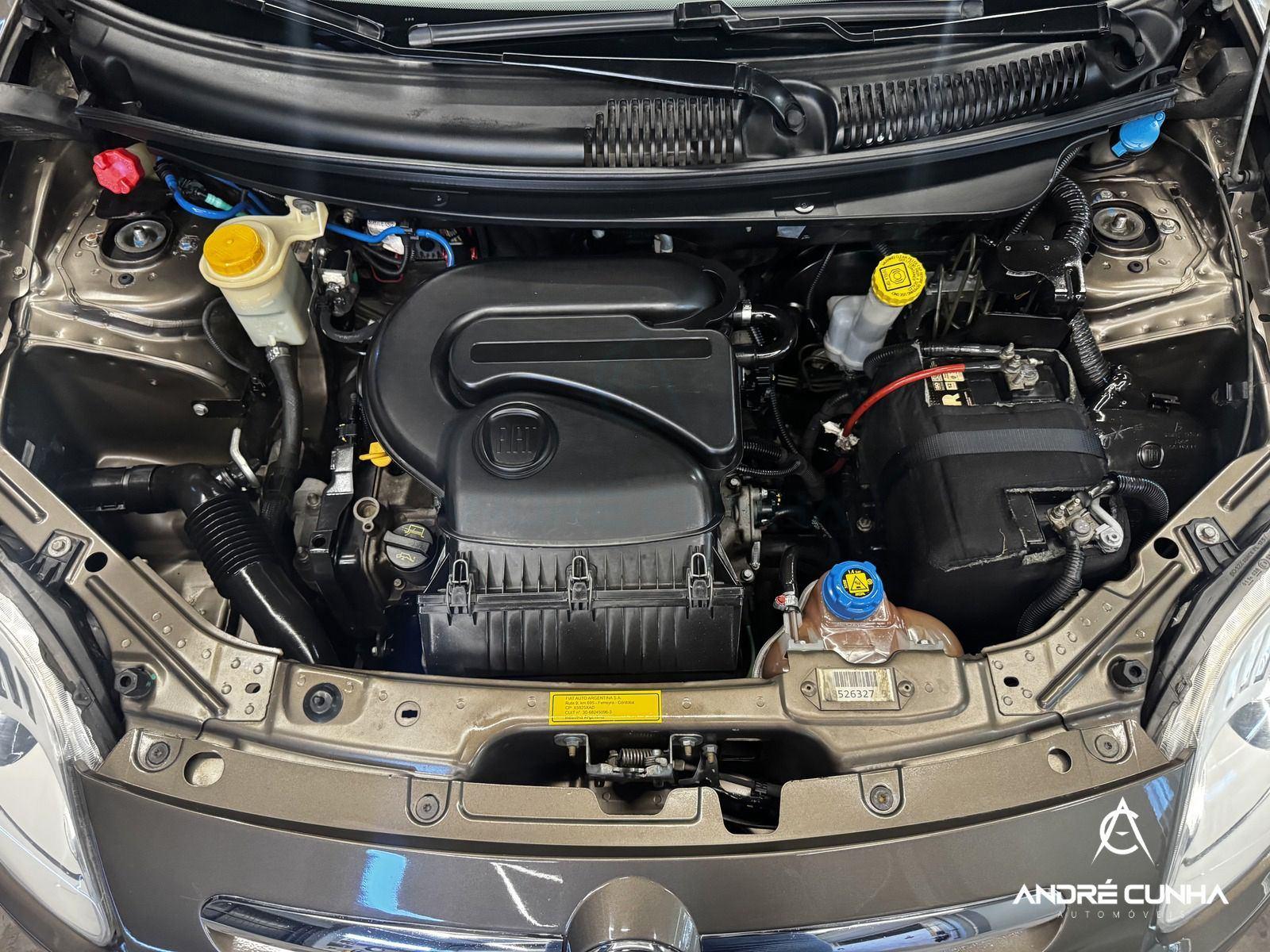 Foto numero 17 do veiculo Fiat Palio ATTRA./ITÁLIA 1.4 EVO F.Flex 8V 5p  - Cinza - 2014/2015