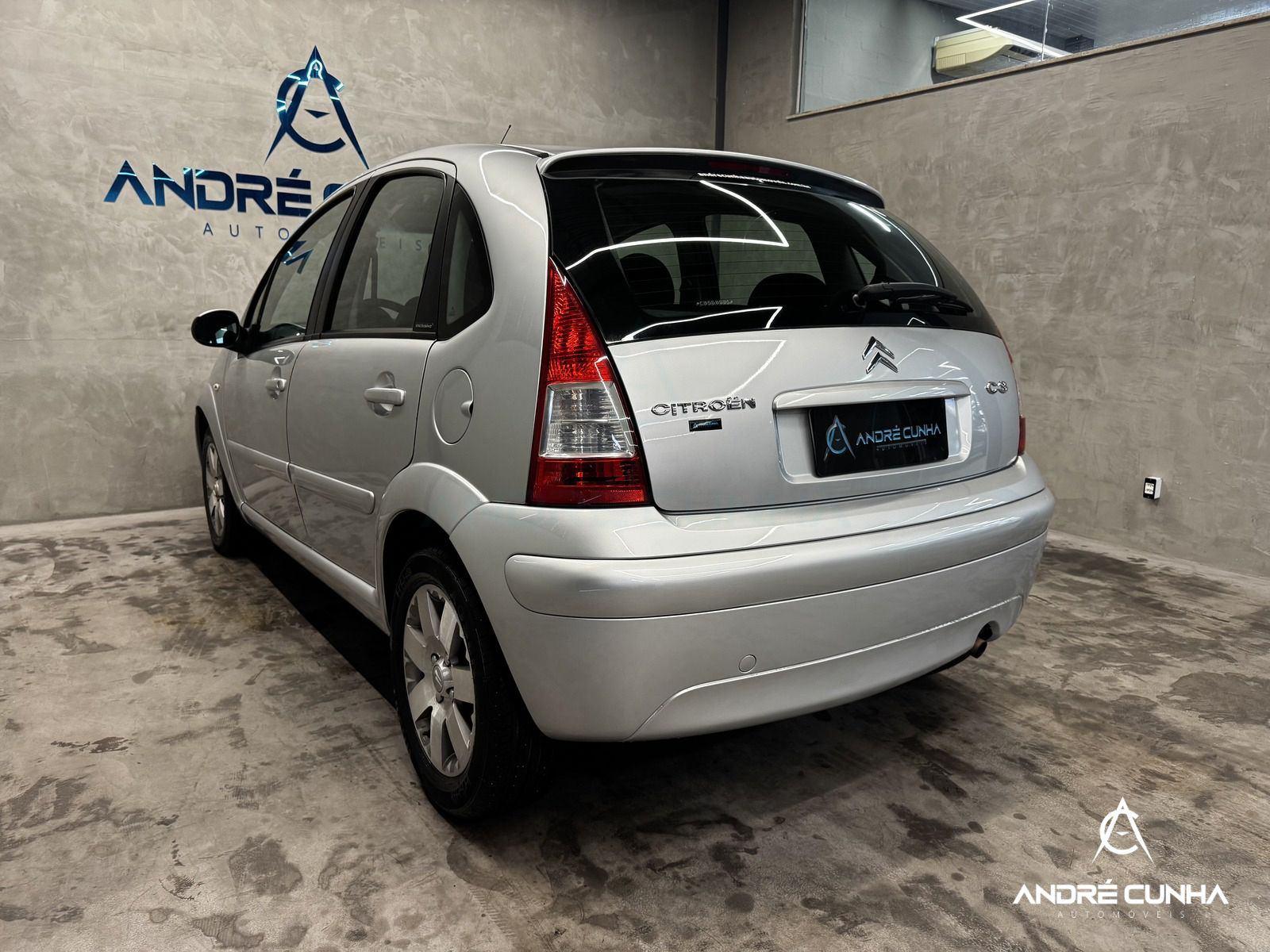 Foto numero 4 do veiculo Citroën C3 Excl. 1.6 VTi Flex Start 16V 5p Aut. - Prata - 2011/2012