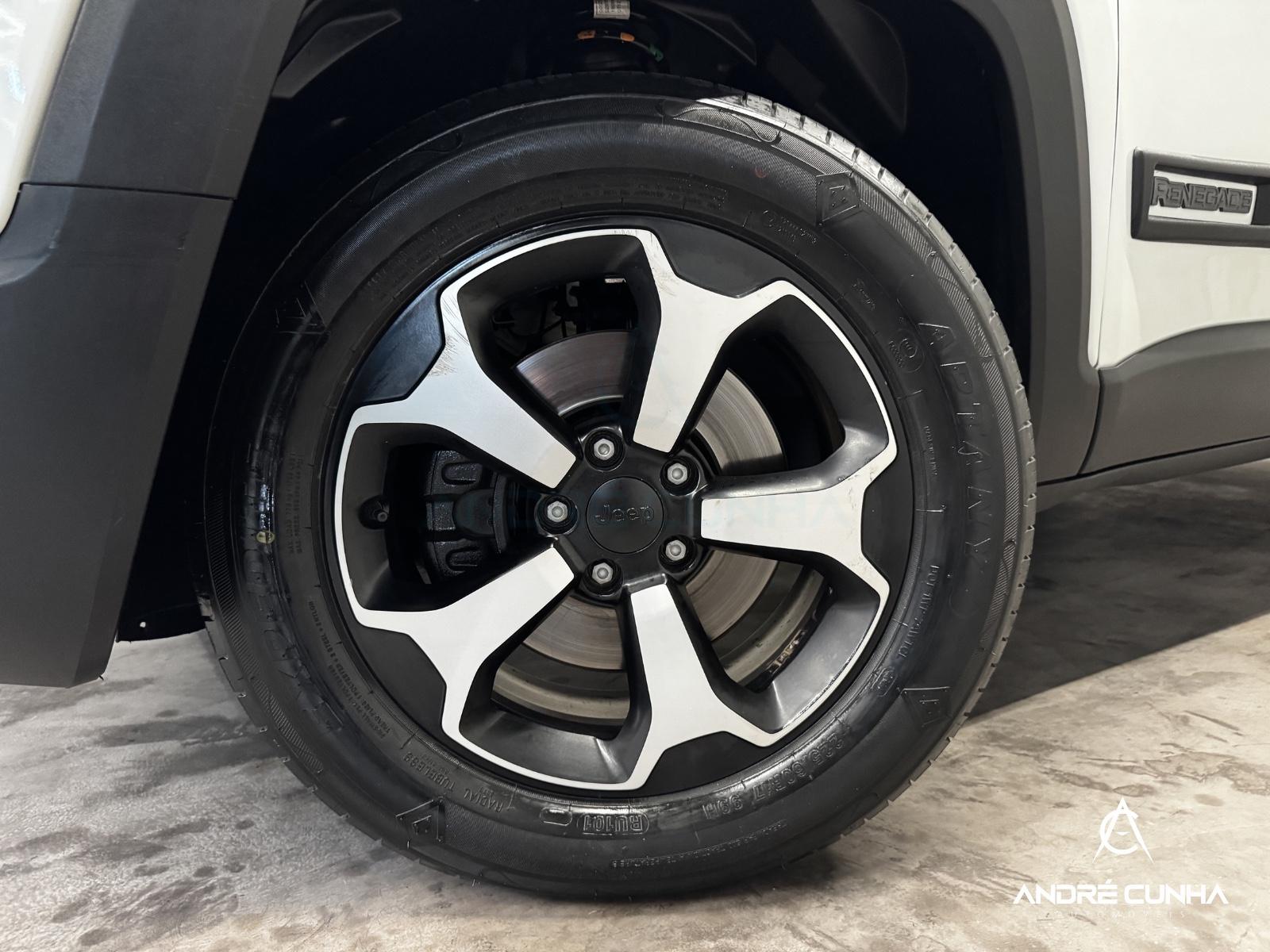 Foto numero 8 do veiculo Jeep Renegade Trailhawk 2.0 4x4 TB Diesel Aut  - Branca - 2021/2021