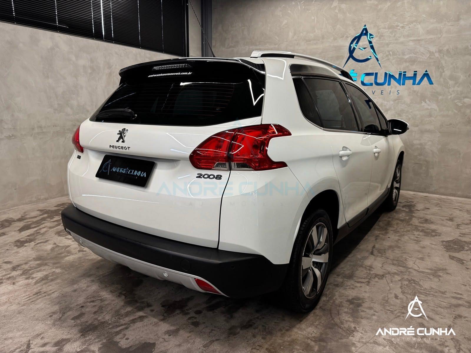 Foto numero 6 do veiculo Peugeot 2008 Griffe 1.6 Flex 16V 5p Aut.  - Branca - 2015/2016