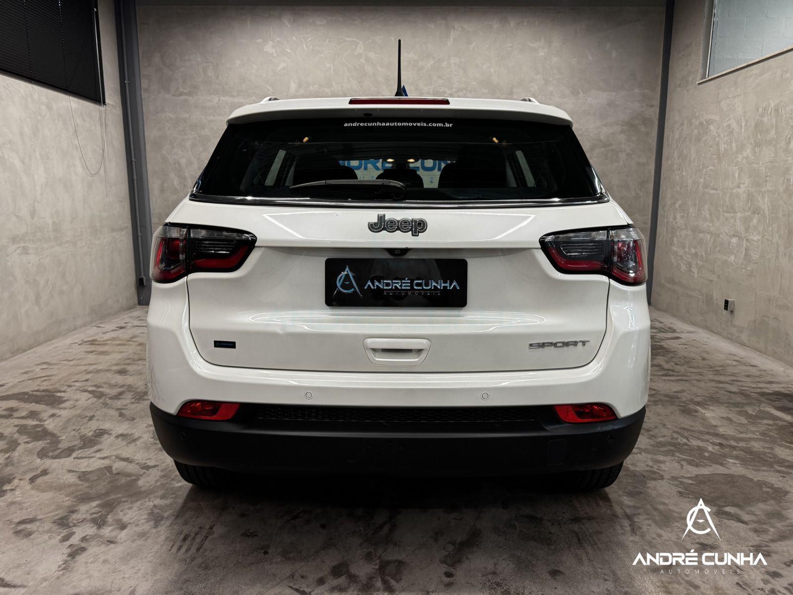 Foto numero 5 do veiculo Jeep Compass SPORT 2.0 4x2 Flex 16V Aut.  - Branca - 2020/2020