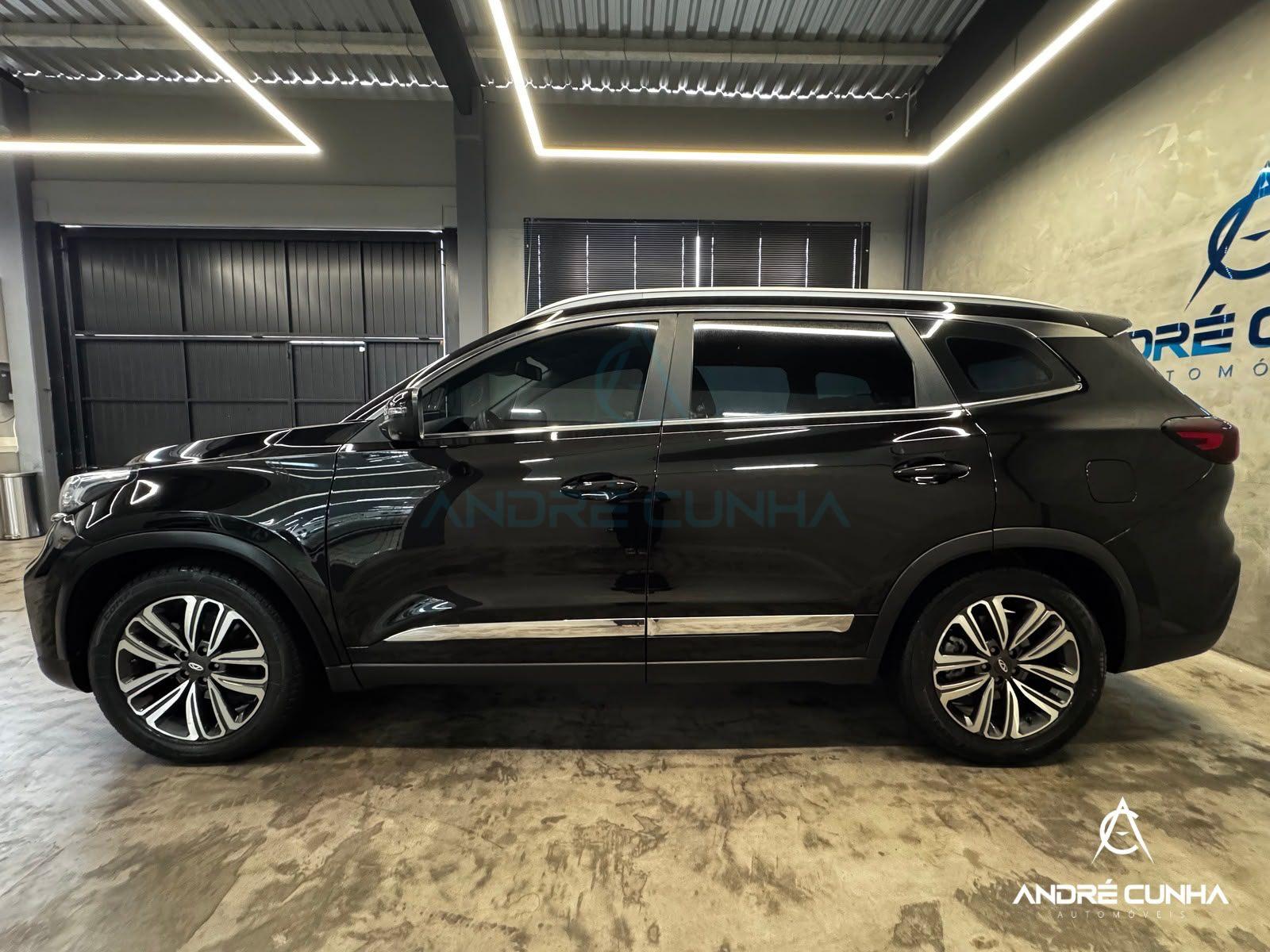 Foto numero 3 do veiculo CAOA Chery TIGGO 8 TXS 1.6 16V TGDi Aut.  - Preta - 2021/2022