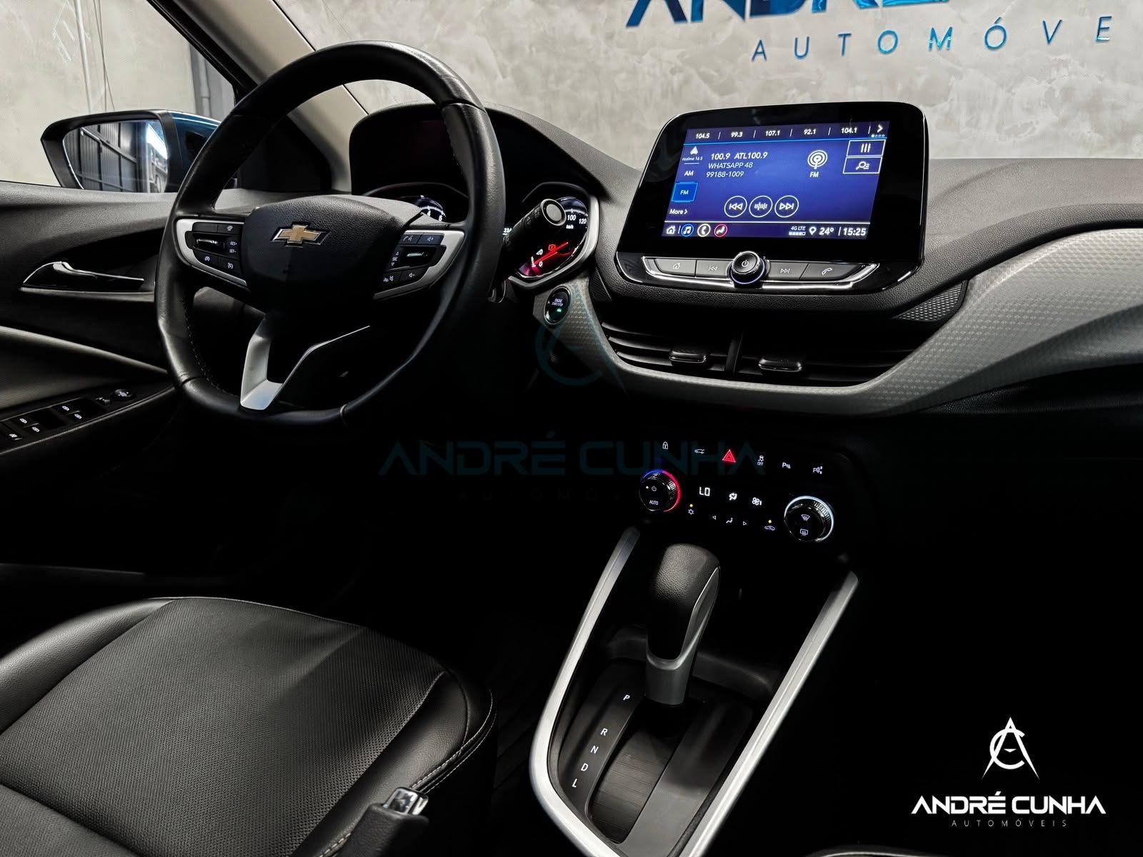 Foto numero 10 do veiculo Chevrolet Onix HATCH PREM. 1.0 12V TB Flex 5p Aut.  - Azul - 2023/2024