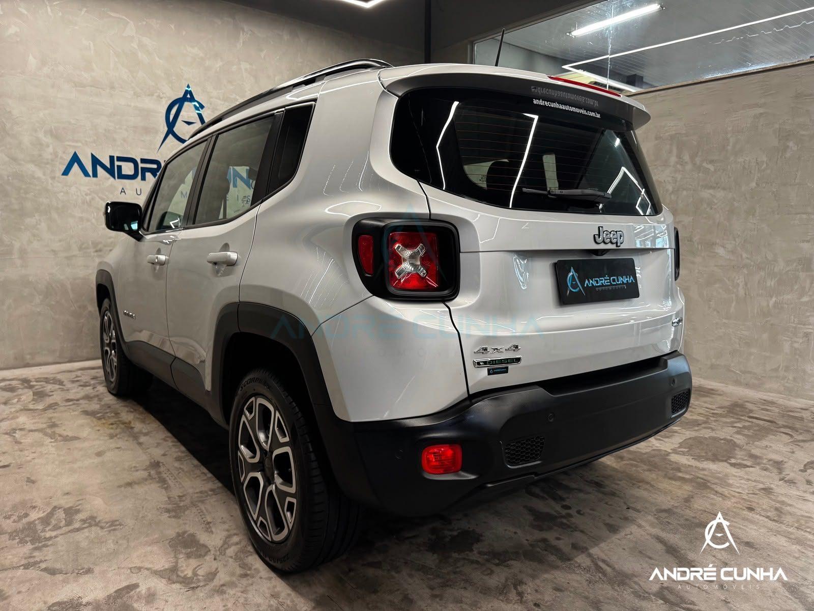 Foto numero 4 do veiculo Jeep Renegade Longitude 2.0 4x4 TB Diesel Aut  - Prata - 2018/2018