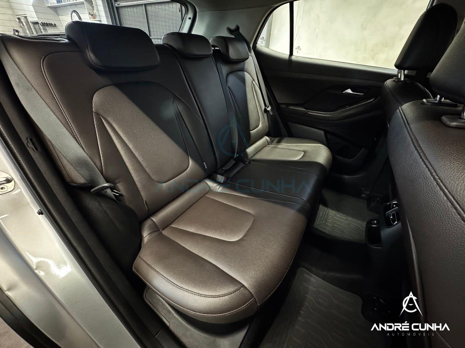 Foto numero 15 do veiculo Hyundai Creta Platinum 1.0 TB 12V Flex Aut.  - Prata - 2022/2022