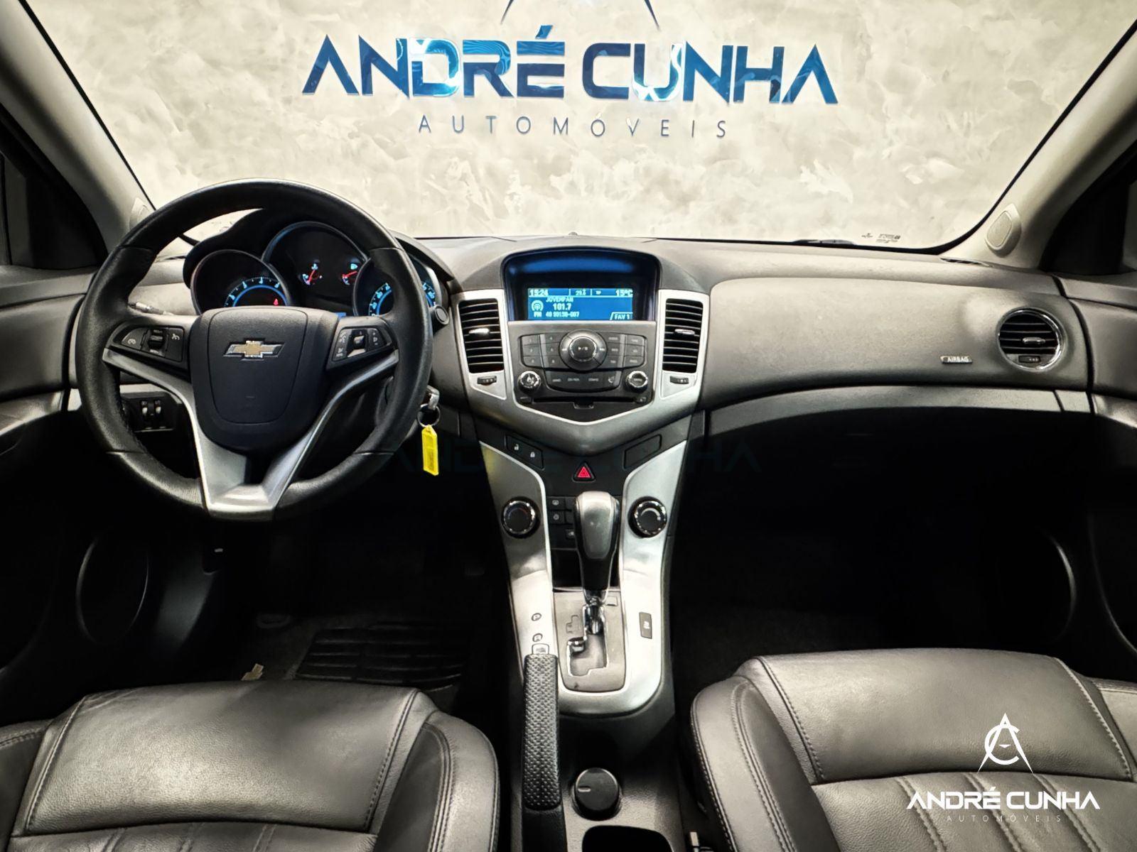 Foto numero 8 do veiculo Chevrolet Cruze LT 1.8 16V FlexPower 4p Aut.  - Prata - 2014/2014