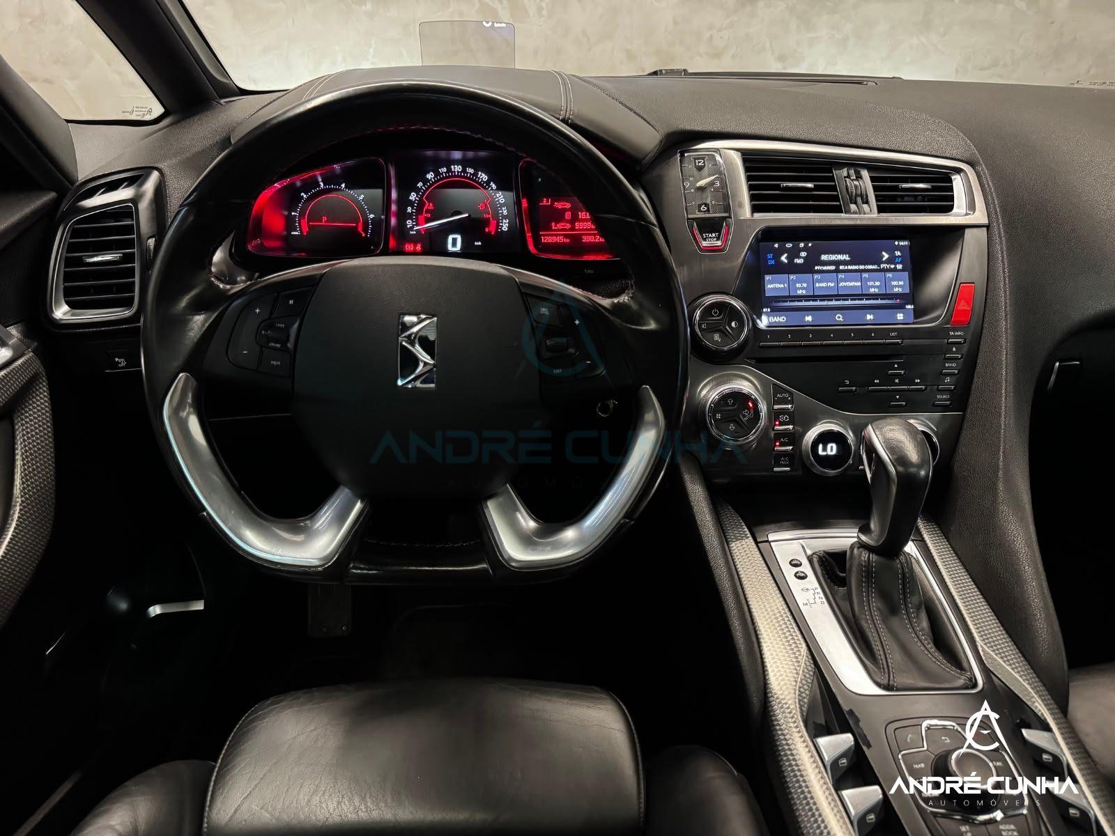 Foto numero 11 do veiculo Citroën DS5 1.6 So Chic Turbo 16V 5p Aut.  - Branca - 2014/2015