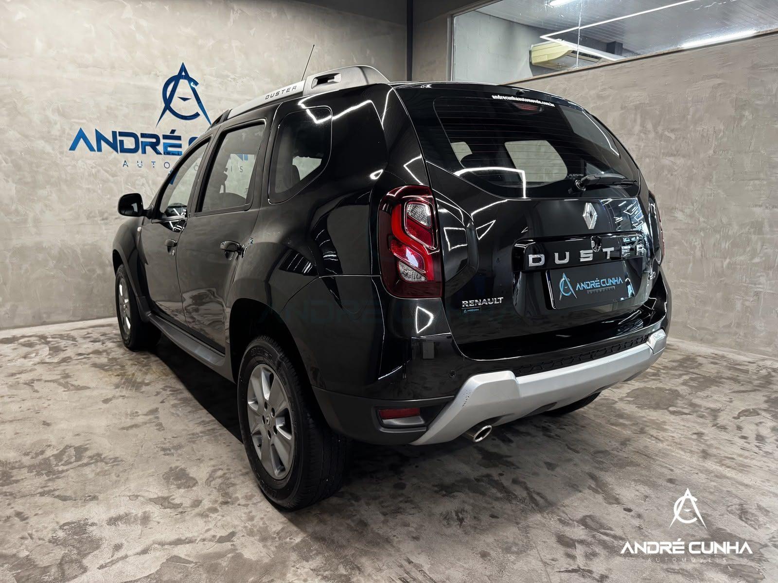 Foto numero 4 do veiculo Renault Duster Dynamique 2.0 Flex 16V Aut.  - Preta - 2018/2019