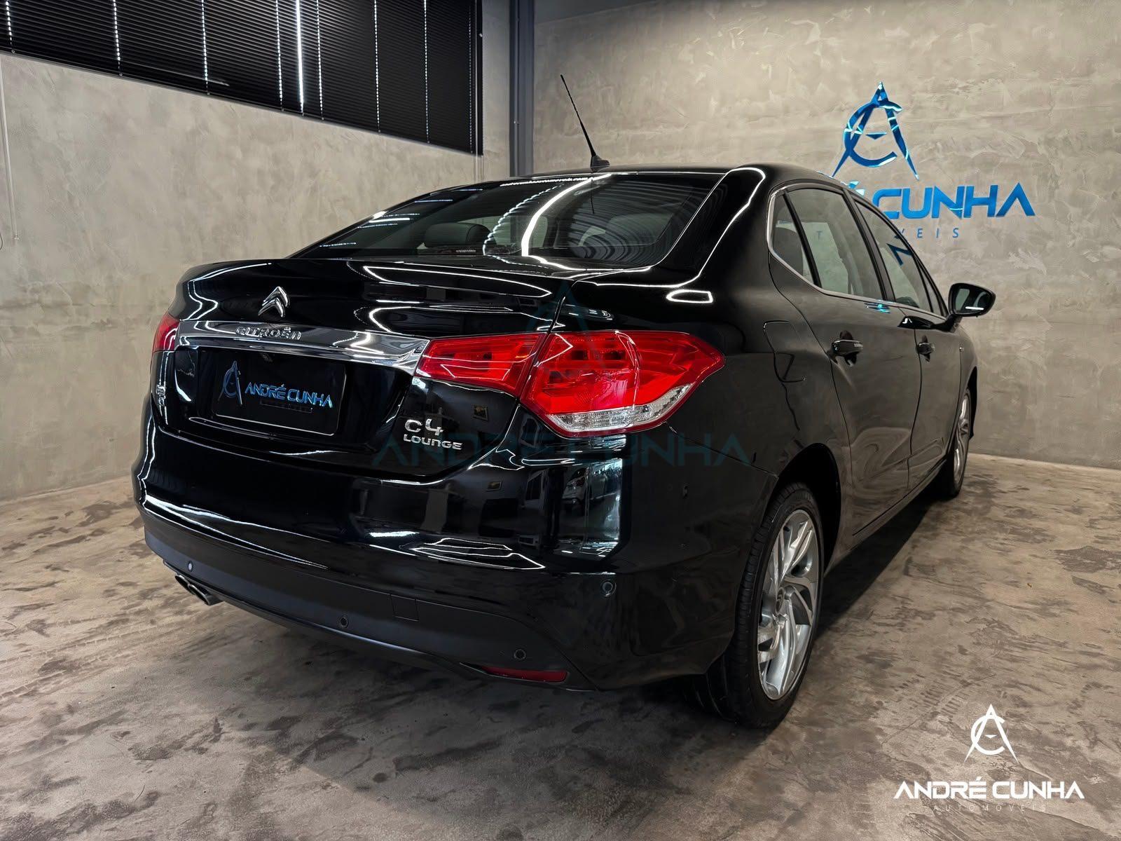 Foto numero 6 do veiculo Citroën C4 LOUNGE Exclusive 1.6 Turbo Flex Aut. - Preta - 2015/2015