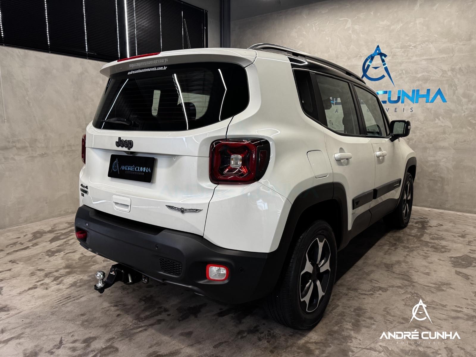 Foto numero 6 do veiculo Jeep Renegade Trailhawk 2.0 4x4 TB Diesel Aut  - Branca - 2021/2021