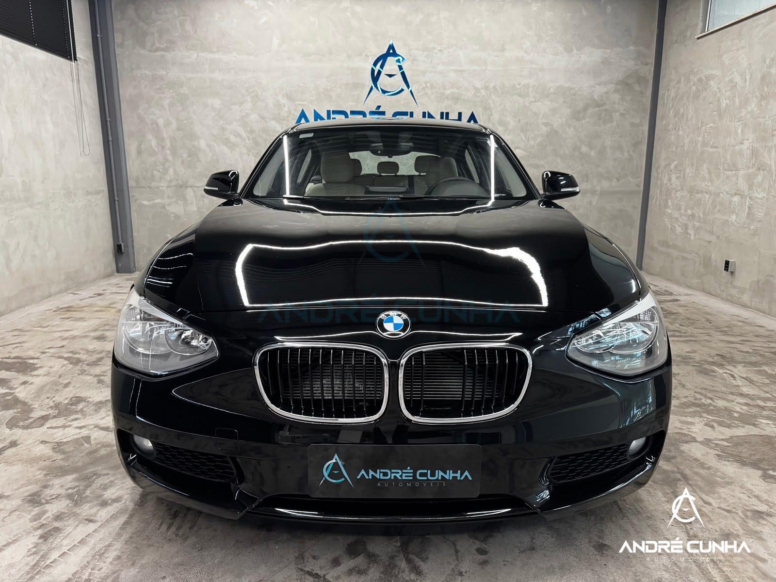 Foto numero 1 do veiculo BMW 116ia 1.6 TB 16V 136cv 5p  - Preta - 2013/2014