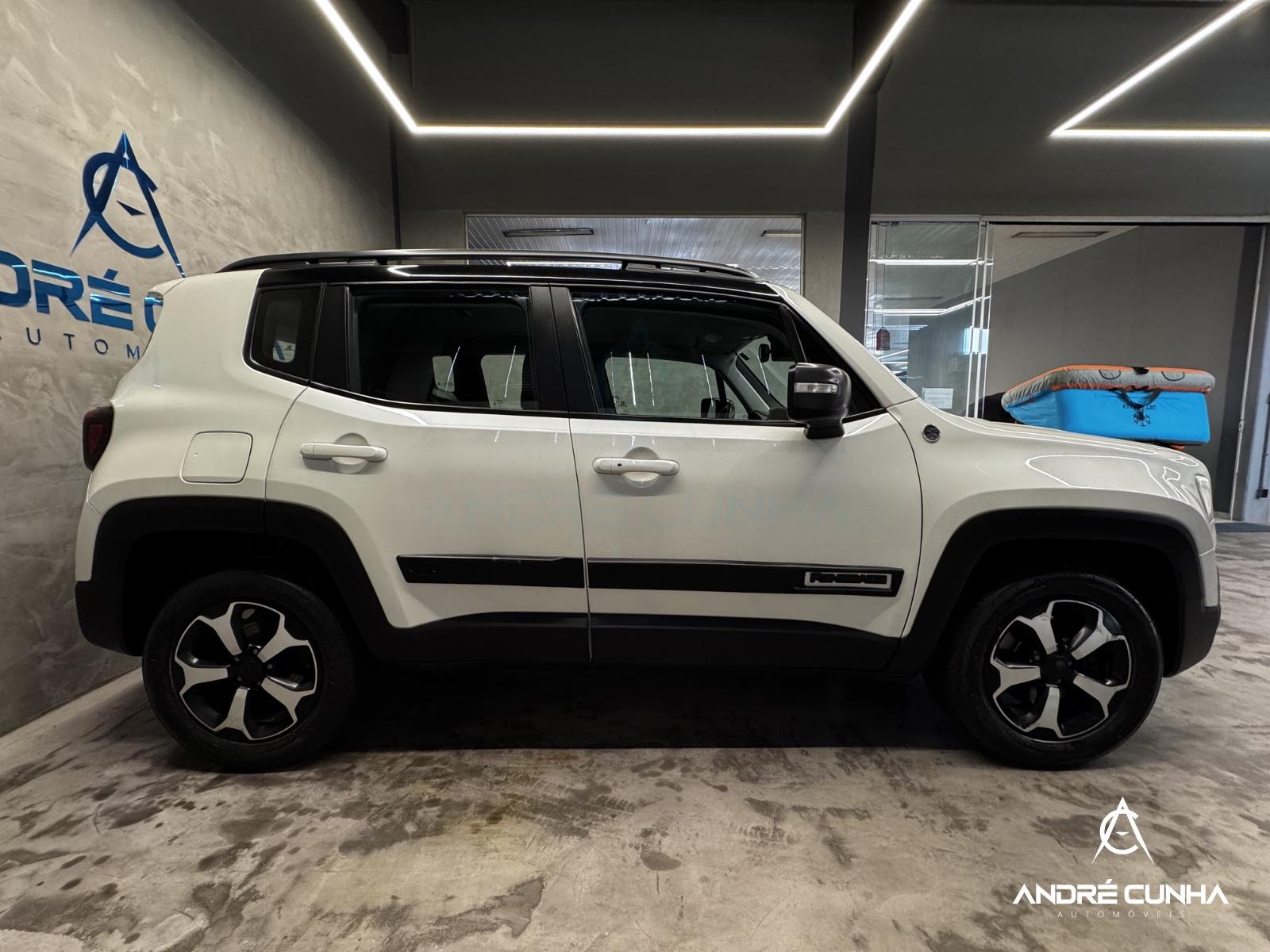 Foto numero 7 do veiculo Jeep Renegade Trailhawk 2.0 4x4 TB Diesel Aut  - Branca - 2021/2021