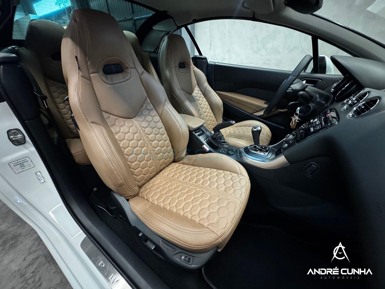 Foto numero 14 do veiculo Peugeot 308 CC 1.6 Turbo 16V 2p Aut.  - Branca - 2012/2013