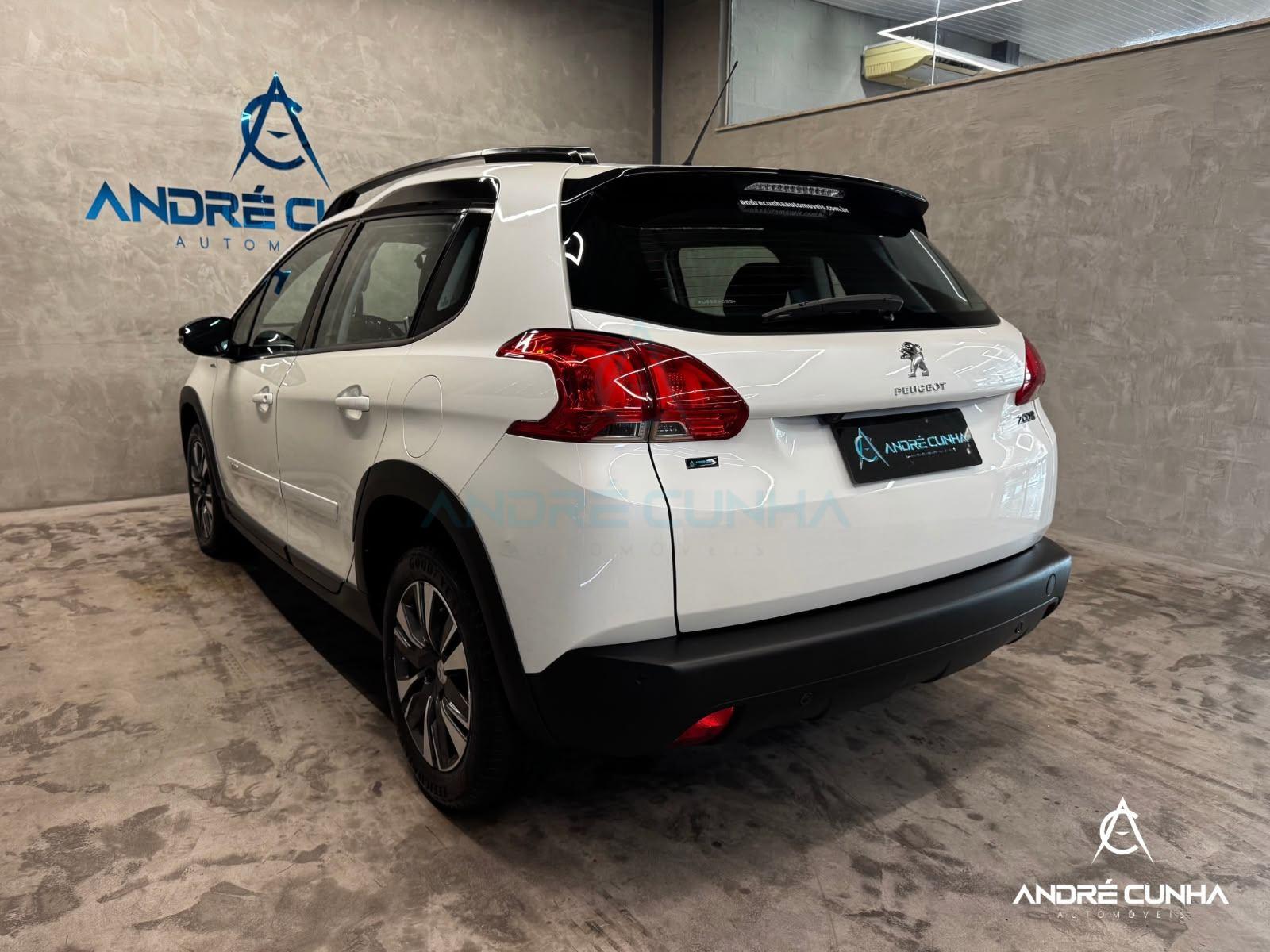 Foto numero 4 do veiculo Peugeot 2008 Griffe 1.6 Turbo Flex 16V 5p Aut.  - Branca - 2019/2020