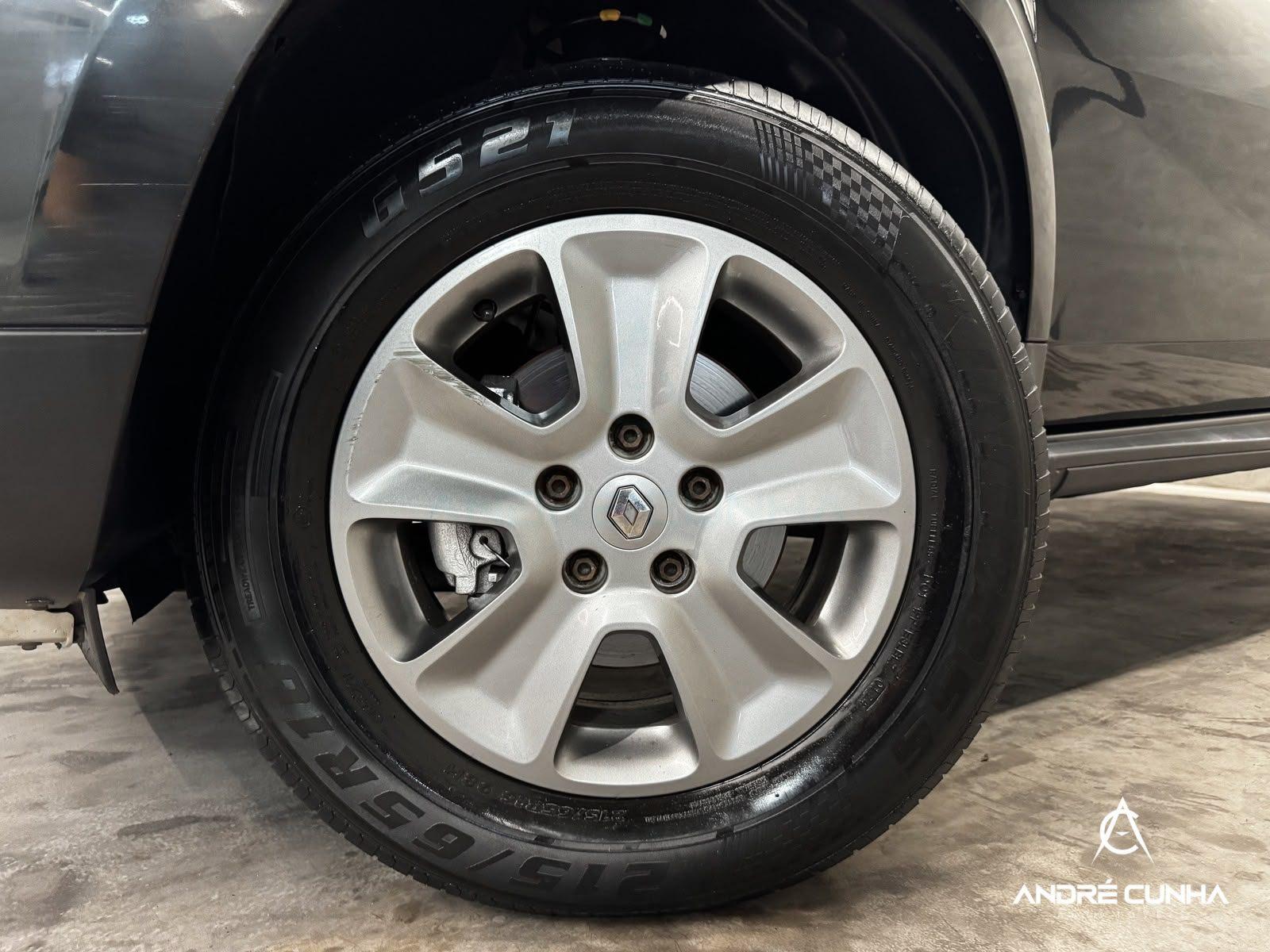 Foto numero 8 do veiculo Renault Duster Dynamique 2.0 Flex 16V Aut.  - Preta - 2018/2019