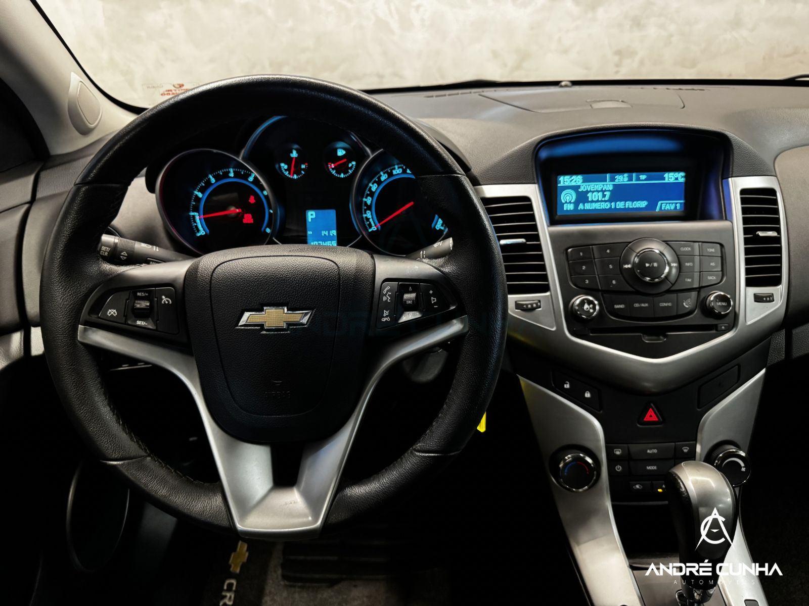 Foto numero 10 do veiculo Chevrolet Cruze LT 1.8 16V FlexPower 4p Aut.  - Prata - 2014/2014