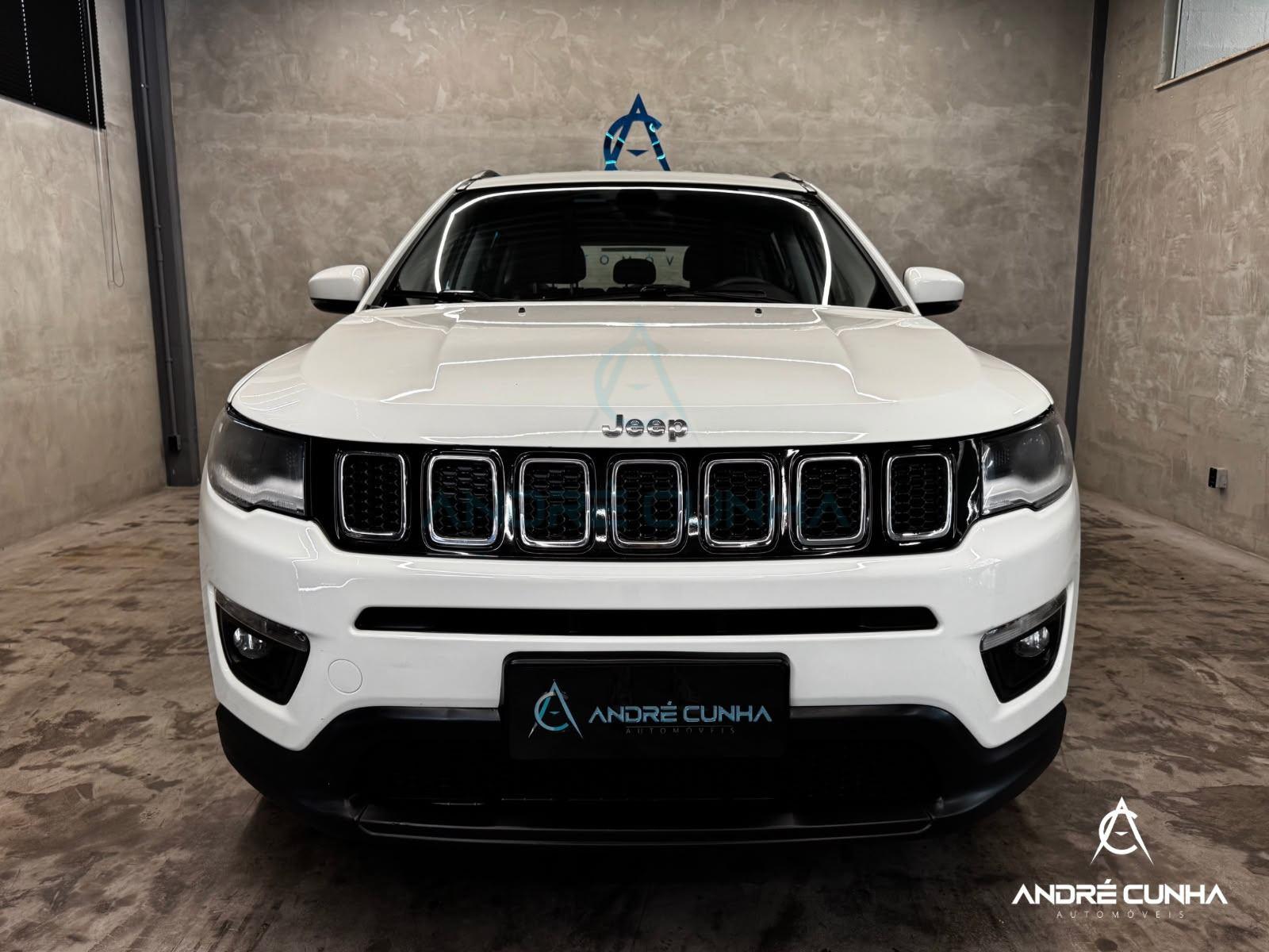 Foto numero 1 do veiculo Jeep Compass LONGITUDE 2.0 4x2 Flex 16V Aut.  - Branca - 2017/2018